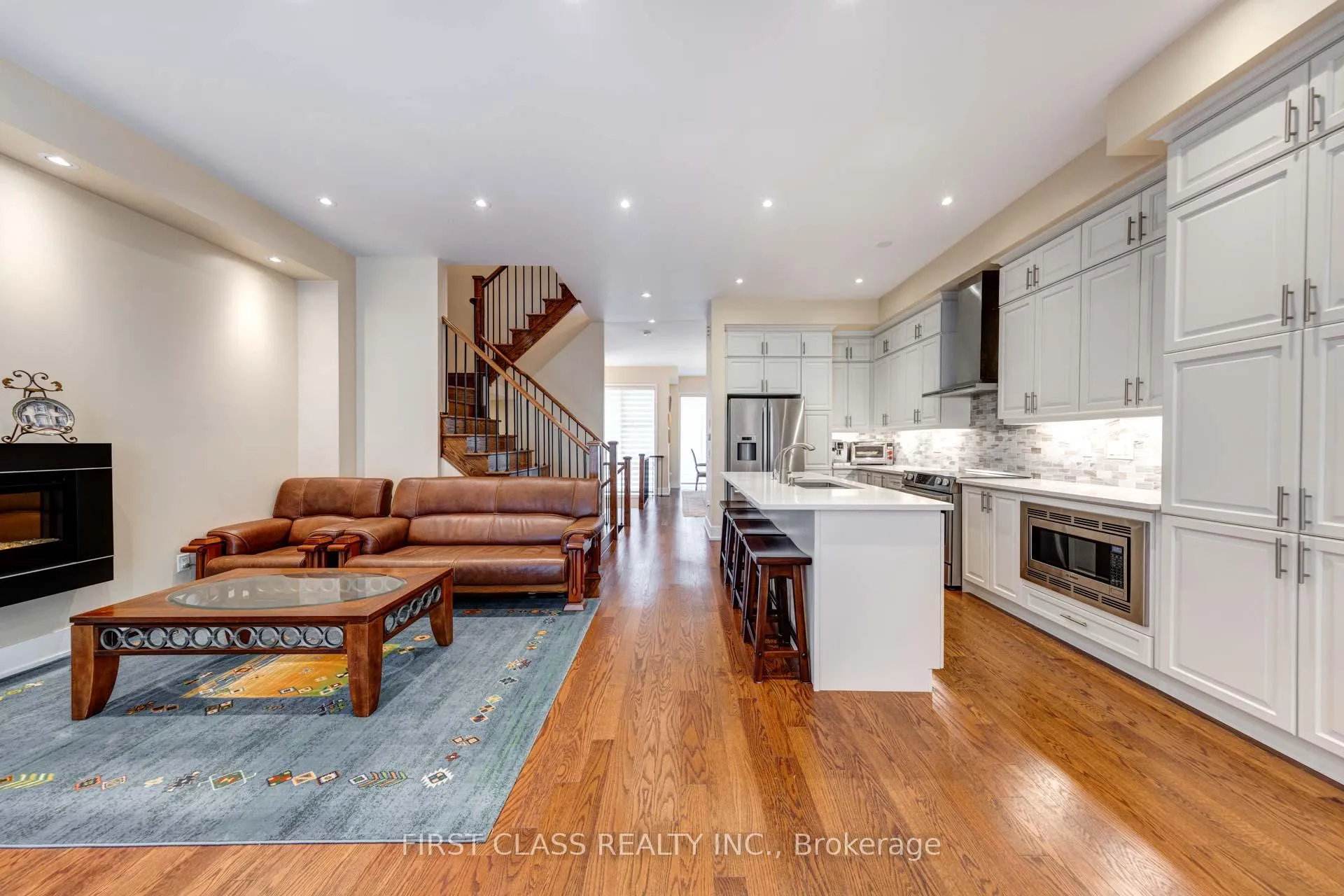 Photo 17 of 4 Allerton Road, Vaughan, Patterson — HOMEH