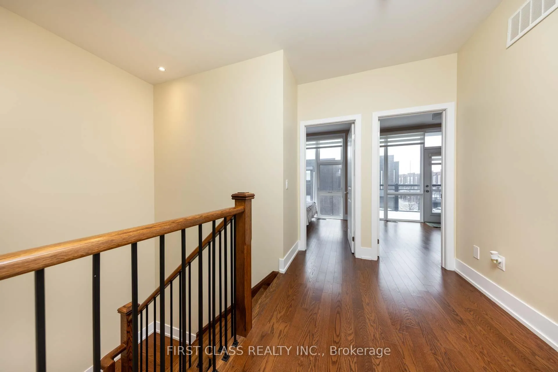 Photo 30 of 4 Allerton Road, Vaughan, Patterson — HOMEH