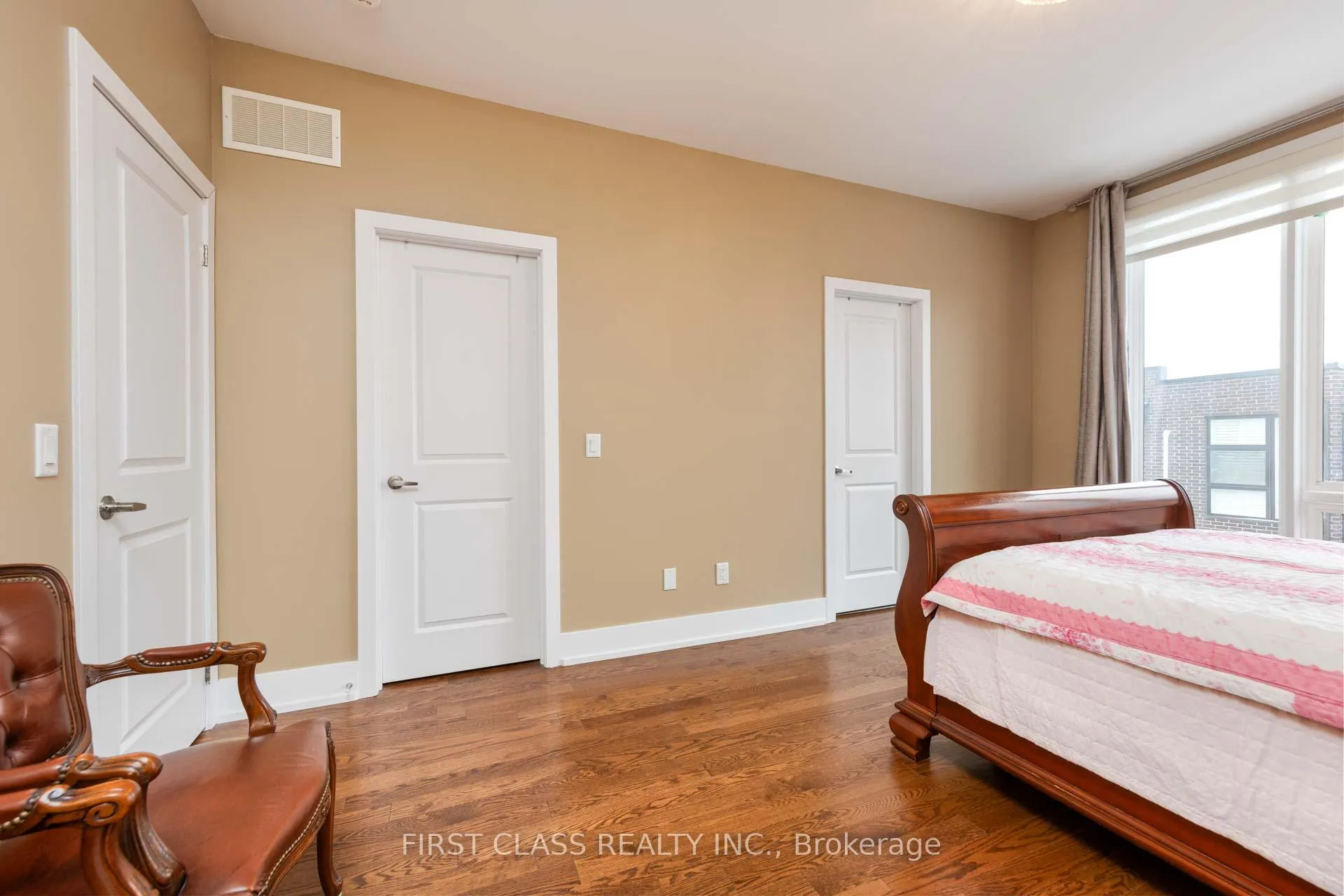 Photo 40 of 4 Allerton Road, Vaughan, Patterson — HOMEH