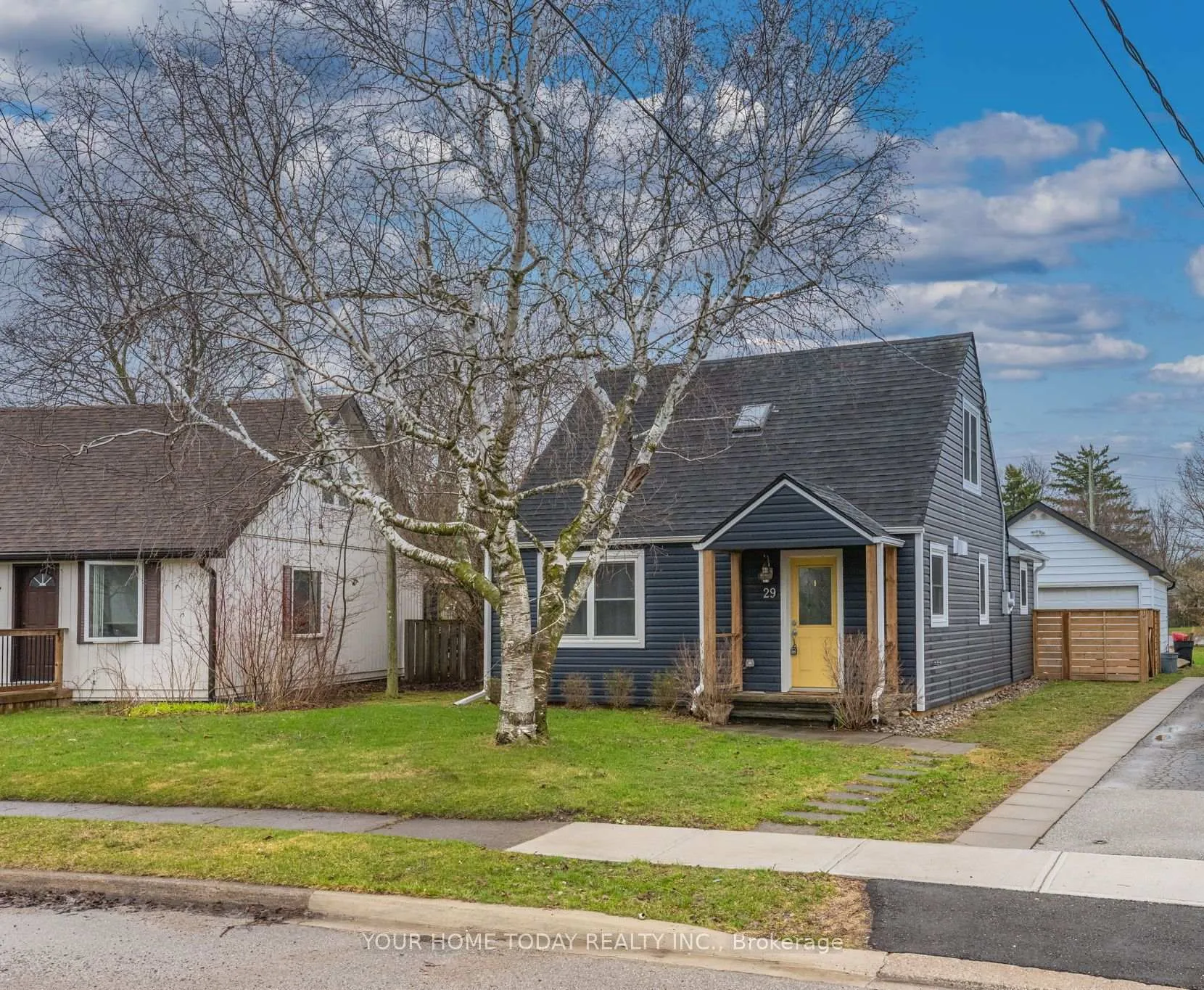 Photo 21 of 29 Normandy Boulevard, Halton Hills, Georgetown — HOMEH