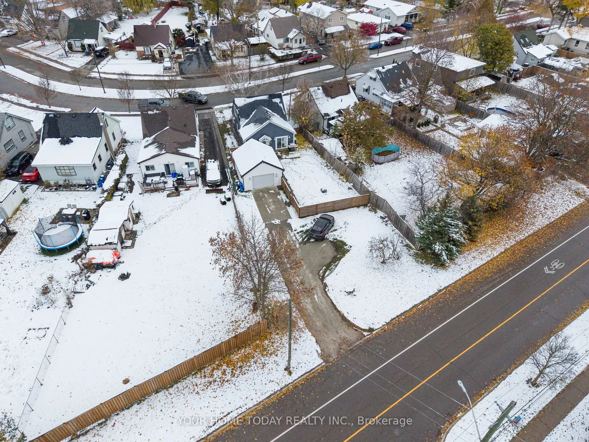 Photo 29 of 29 Normandy Boulevard, Halton Hills, Georgetown — HOMEH