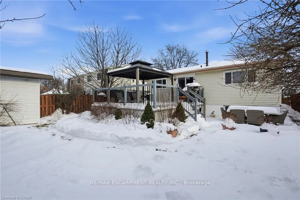 Photo 34 of 697 Lomond Crescent, Burlington, Shoreacres — HOMEH