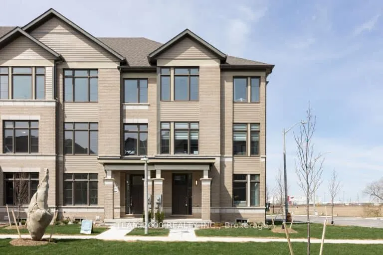 Photo 1 of 10 Freedom Crescent, Hamilton, Mount Hope — HOMEH