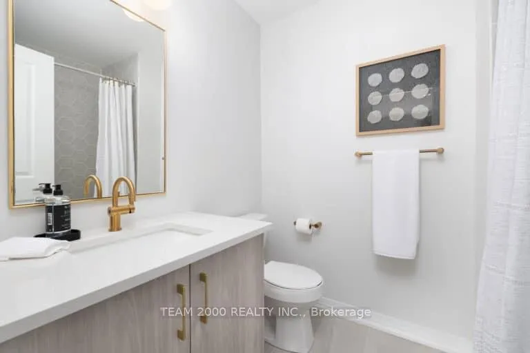 Photo 9 of 10 Freedom Crescent, Hamilton, Mount Hope — HOMEH