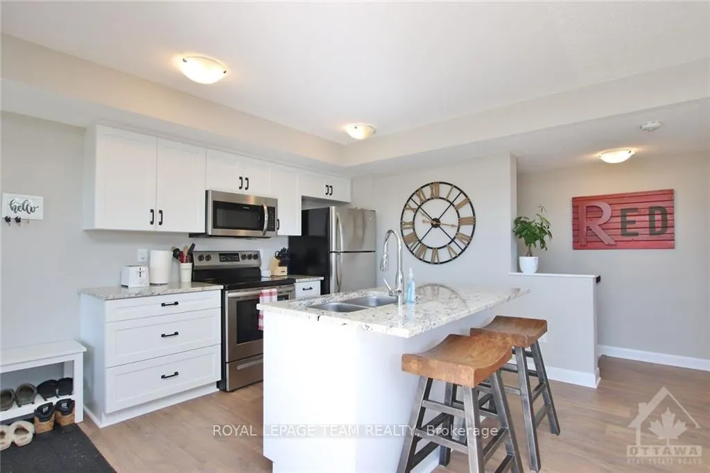 Photo 7 of 60 Affinity Private, Ottawa, Barrhaven - Heritage Park — HOMEH
