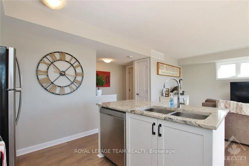 Photo 8 of 60 Affinity Private, Ottawa, Barrhaven - Heritage Park — HOMEH