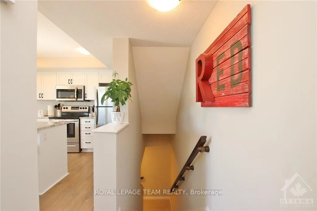 Photo 11 of 60 Affinity Private, Ottawa, Barrhaven - Heritage Park — HOMEH