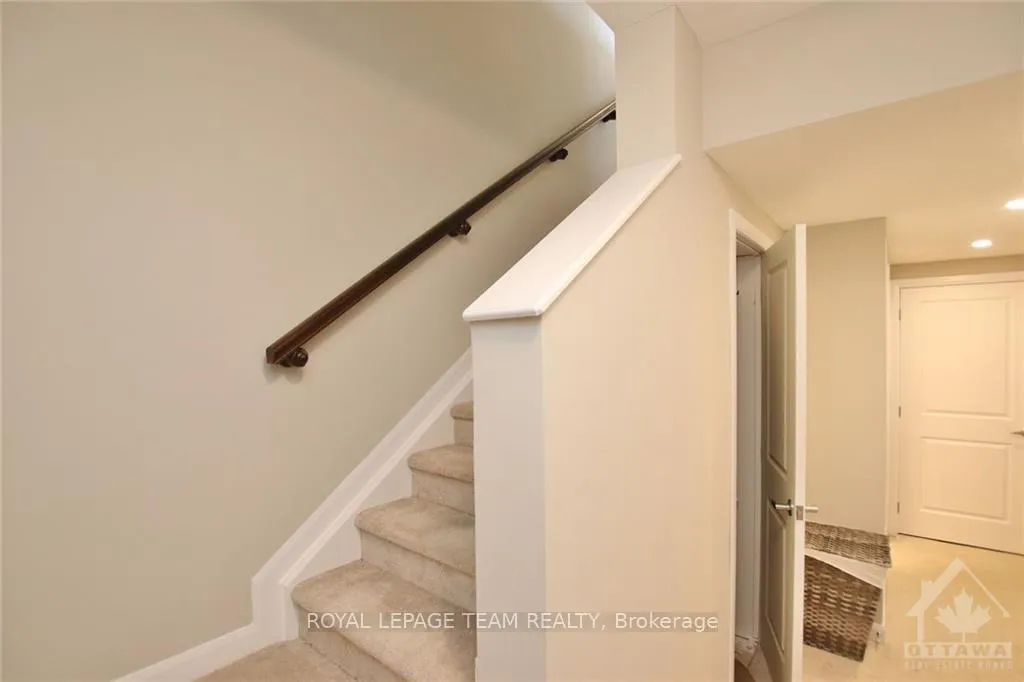 Photo 13 of 60 Affinity Private, Ottawa, Barrhaven - Heritage Park — HOMEH