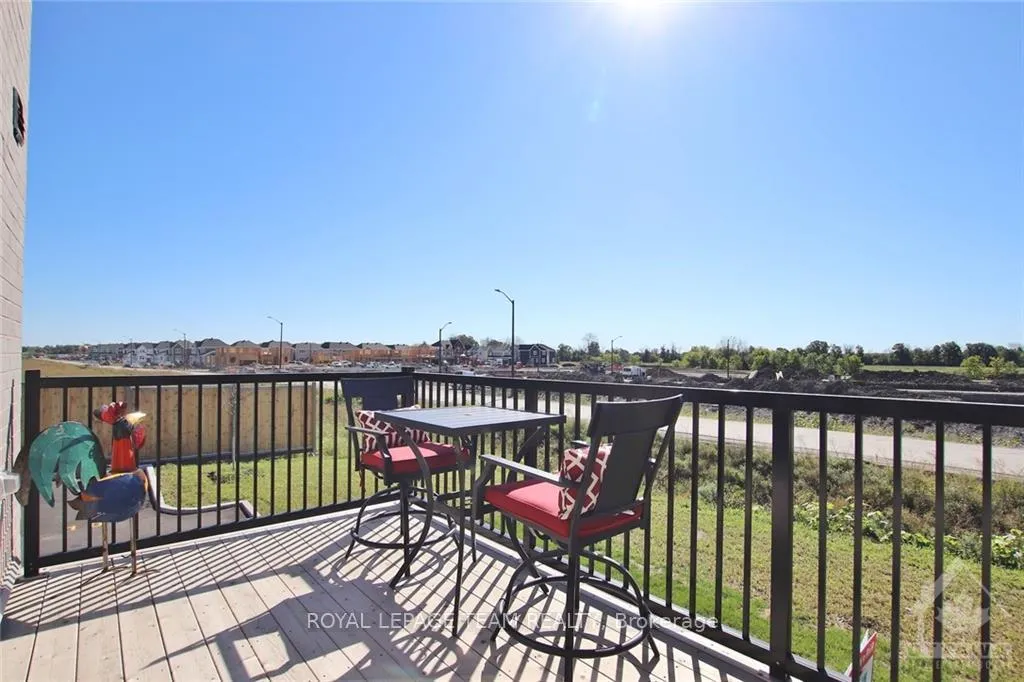 Photo 21 of 60 Affinity Private, Ottawa, Barrhaven - Heritage Park — HOMEH