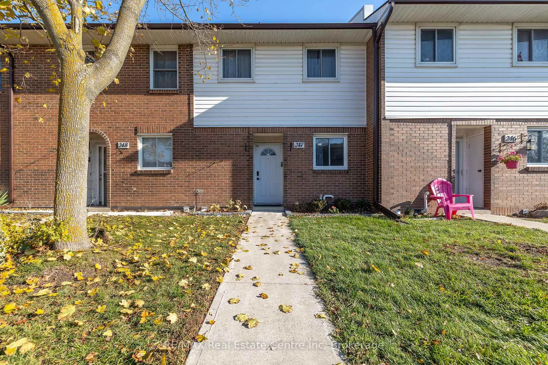 Photo 1 of Unit 247, 31 Greengate Road, Guelph, Junction/Onward Willow — HOMEH
