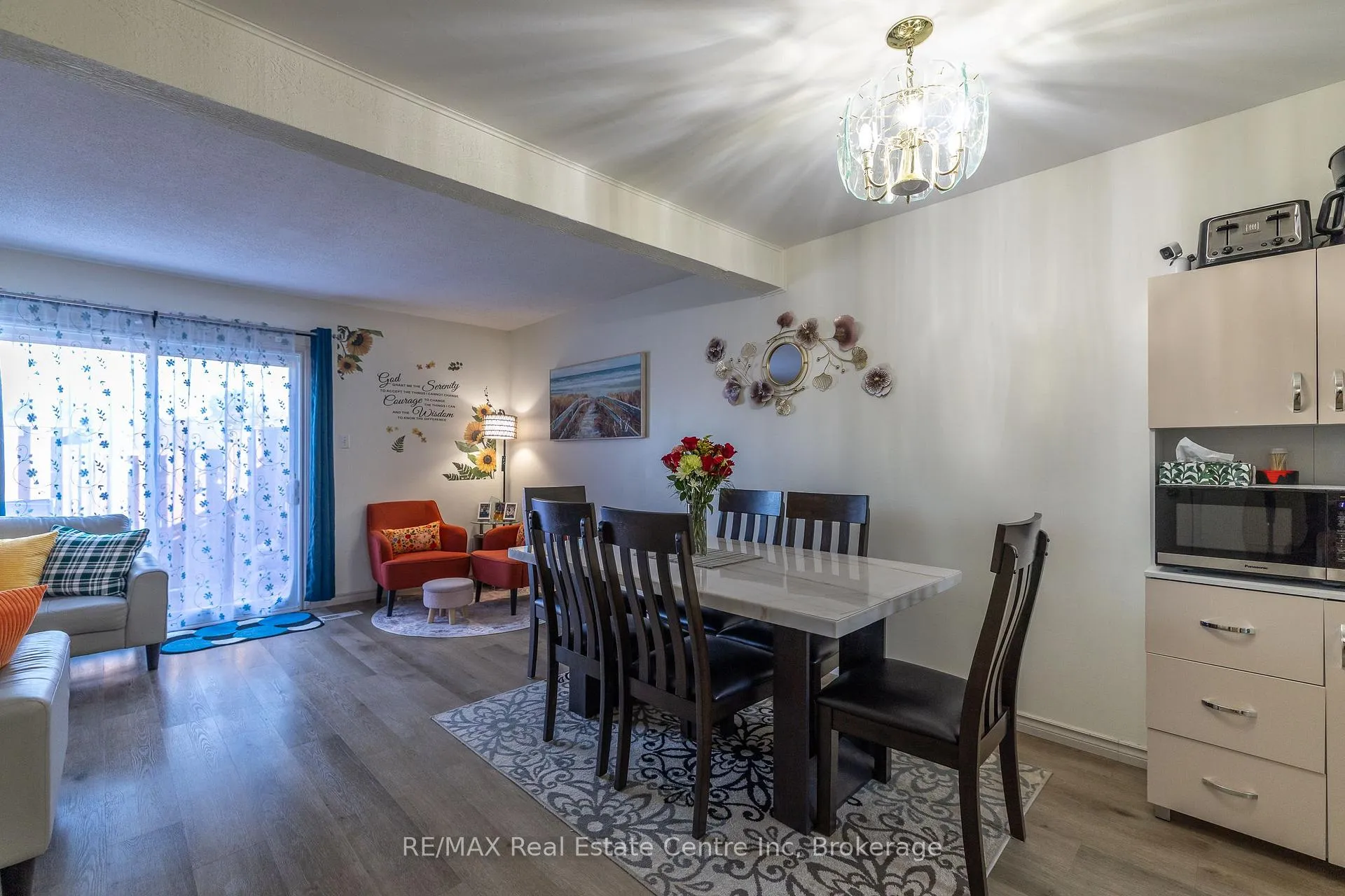 Photo 6 of Unit 247, 31 Greengate Road, Guelph, Junction/Onward Willow — HOMEH