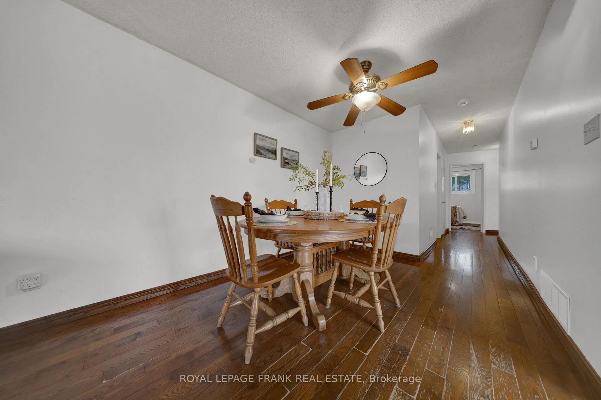 Photo 10 of 2 Fairbairn Court, Clarington, Bowmanville — HOMEH