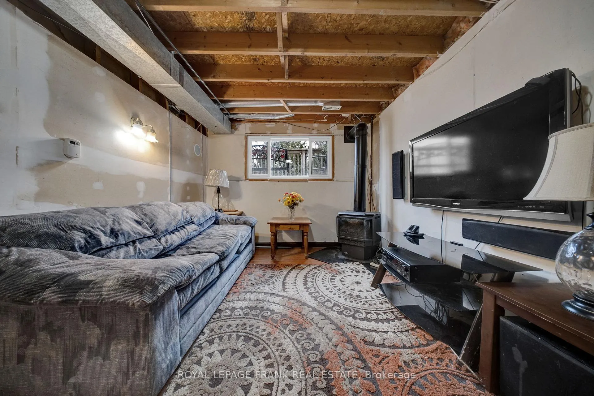 Photo 21 of 2 Fairbairn Court, Clarington, Bowmanville — HOMEH