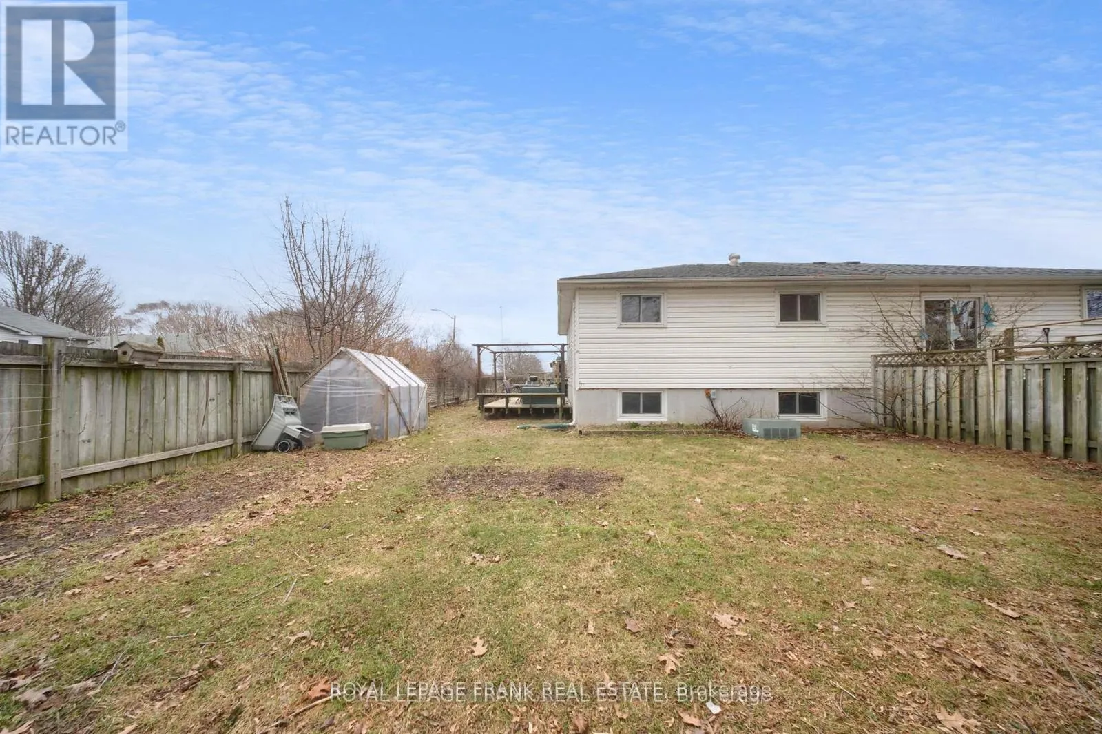 Photo 33 of 2 Fairbairn Court, Clarington, Bowmanville — HOMEH