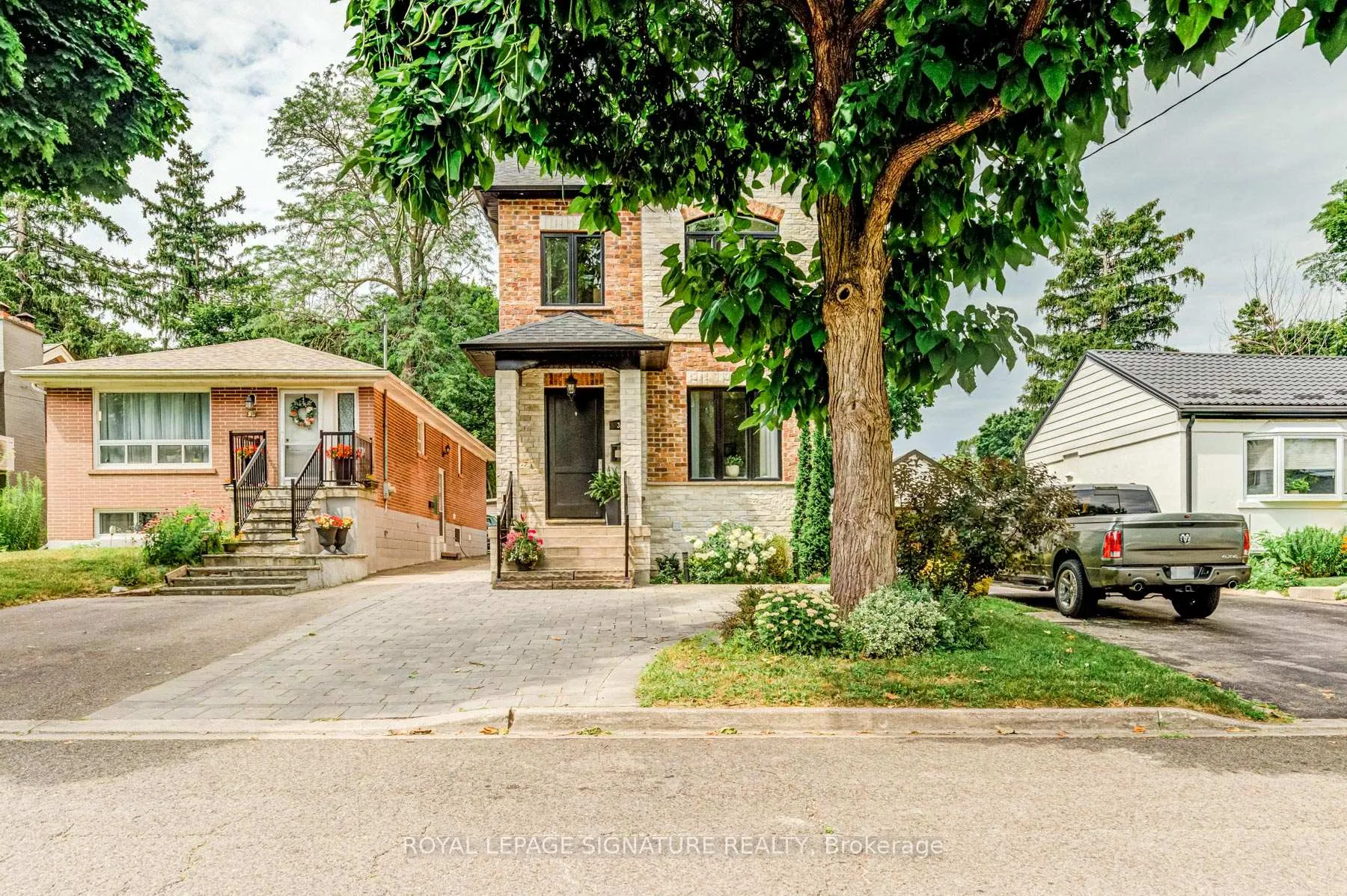 Photo 1 of Unit Bsmt, 36 Roxaline Street, Etobicoke, Humber Heights — HOMEH