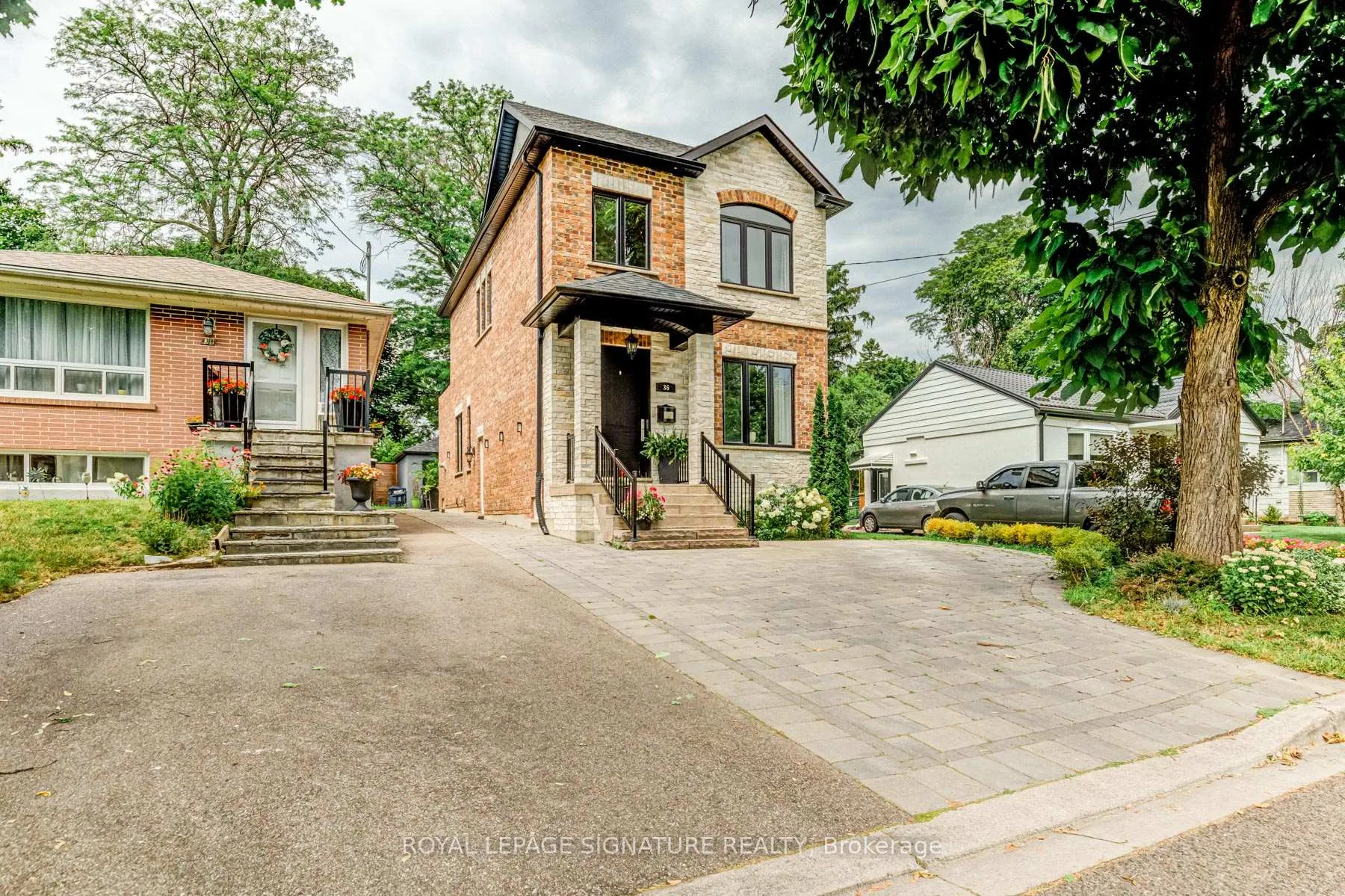 Photo 2 of Unit Bsmt, 36 Roxaline Street, Etobicoke, Humber Heights — HOMEH