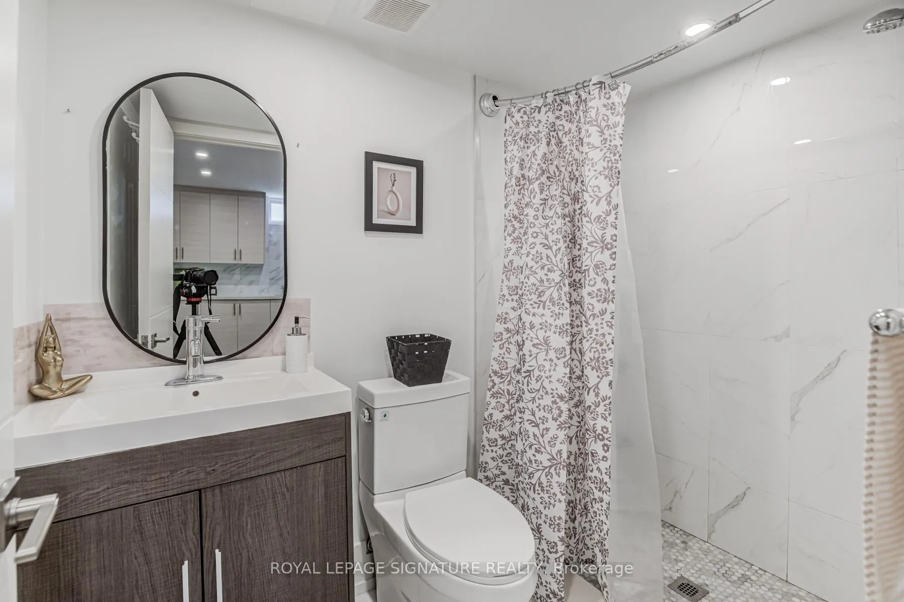 Photo 27 of Unit Bsmt, 36 Roxaline Street, Etobicoke, Humber Heights — HOMEH