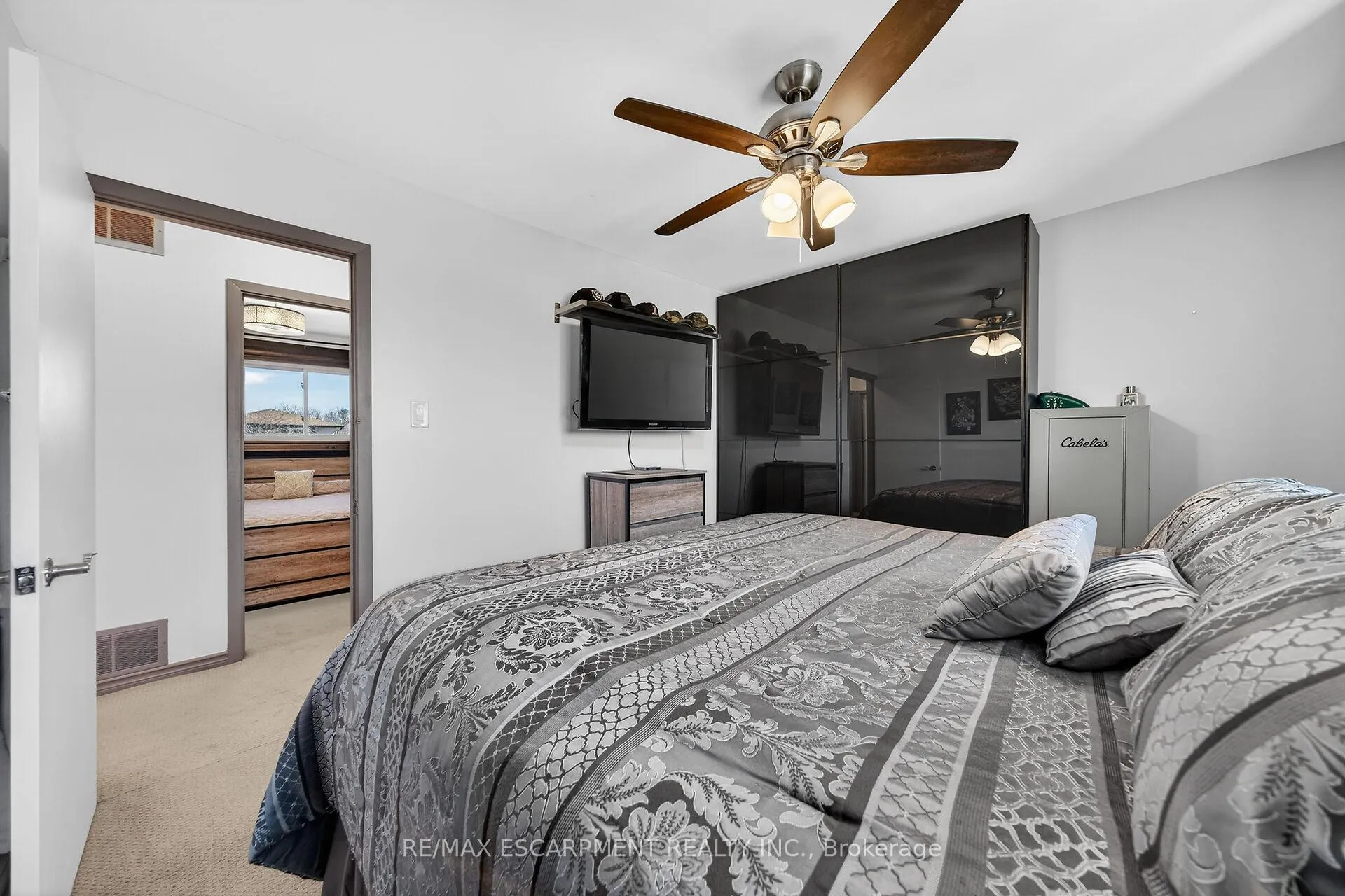 Photo 26 of 211 Birchcliffe Crescent, Hamilton, Berrisfield — HOMEH