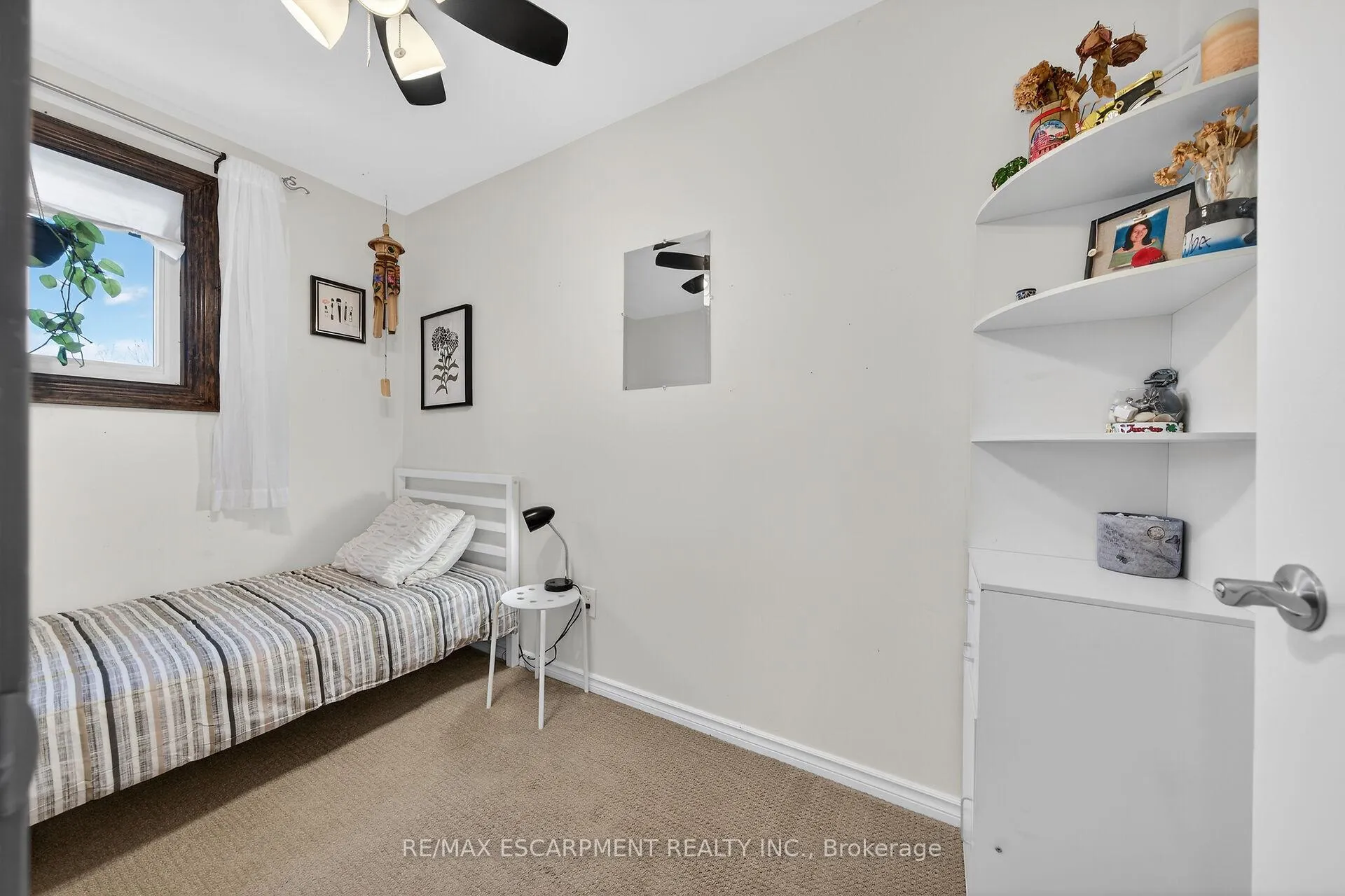 Photo 29 of 211 Birchcliffe Crescent, Hamilton, Berrisfield — HOMEH