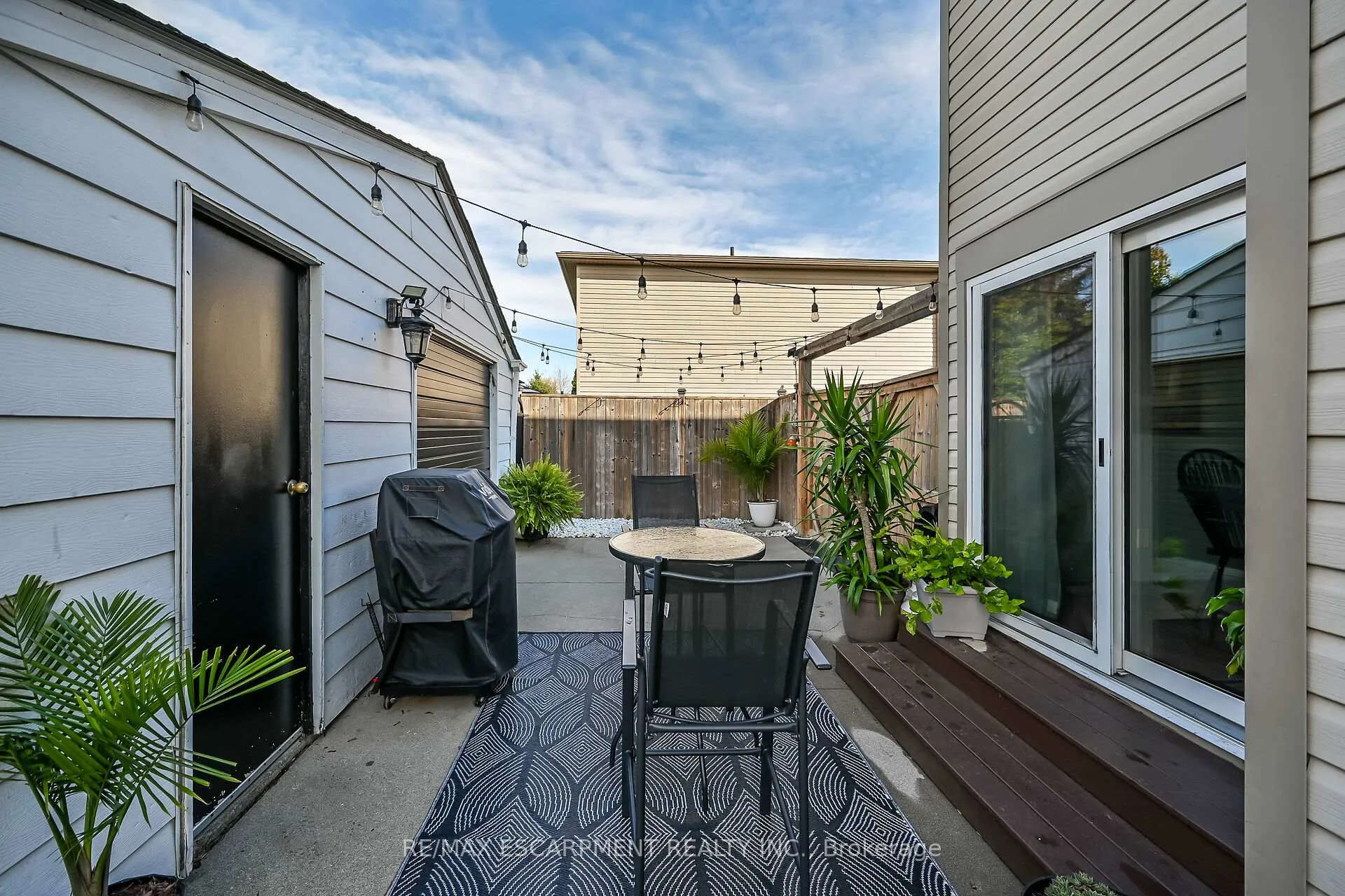 Photo 42 of 211 Birchcliffe Crescent, Hamilton, Berrisfield — HOMEH