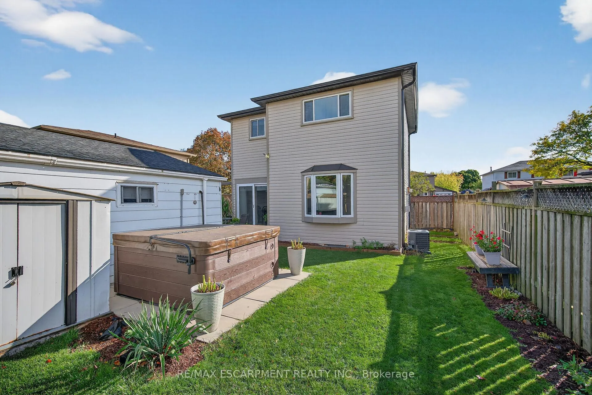 Photo 48 of 211 Birchcliffe Crescent, Hamilton, Berrisfield — HOMEH