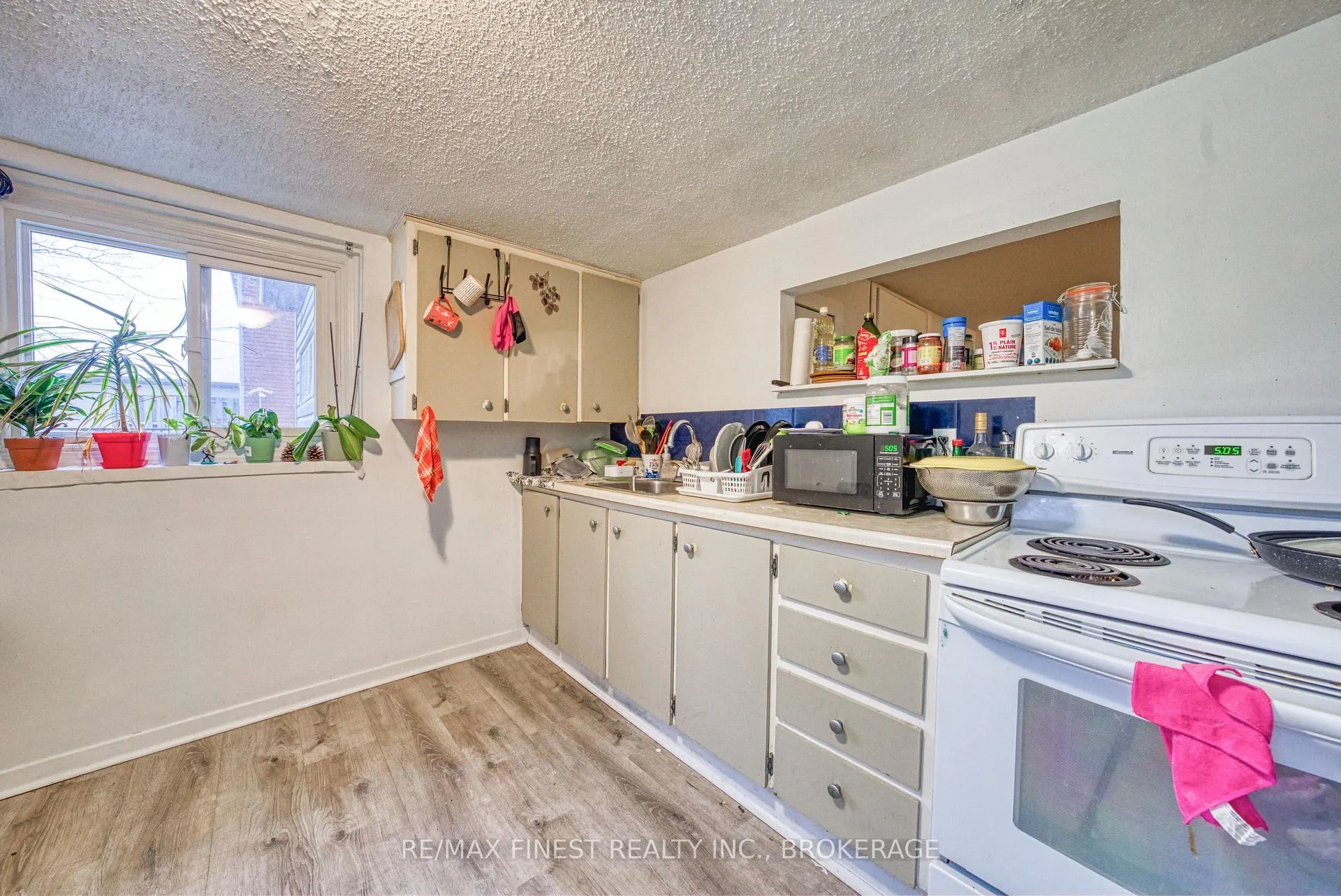 Photo 11 of 1348 Princess Street, Kingston, West of Sir John A. Blvd — HOMEH