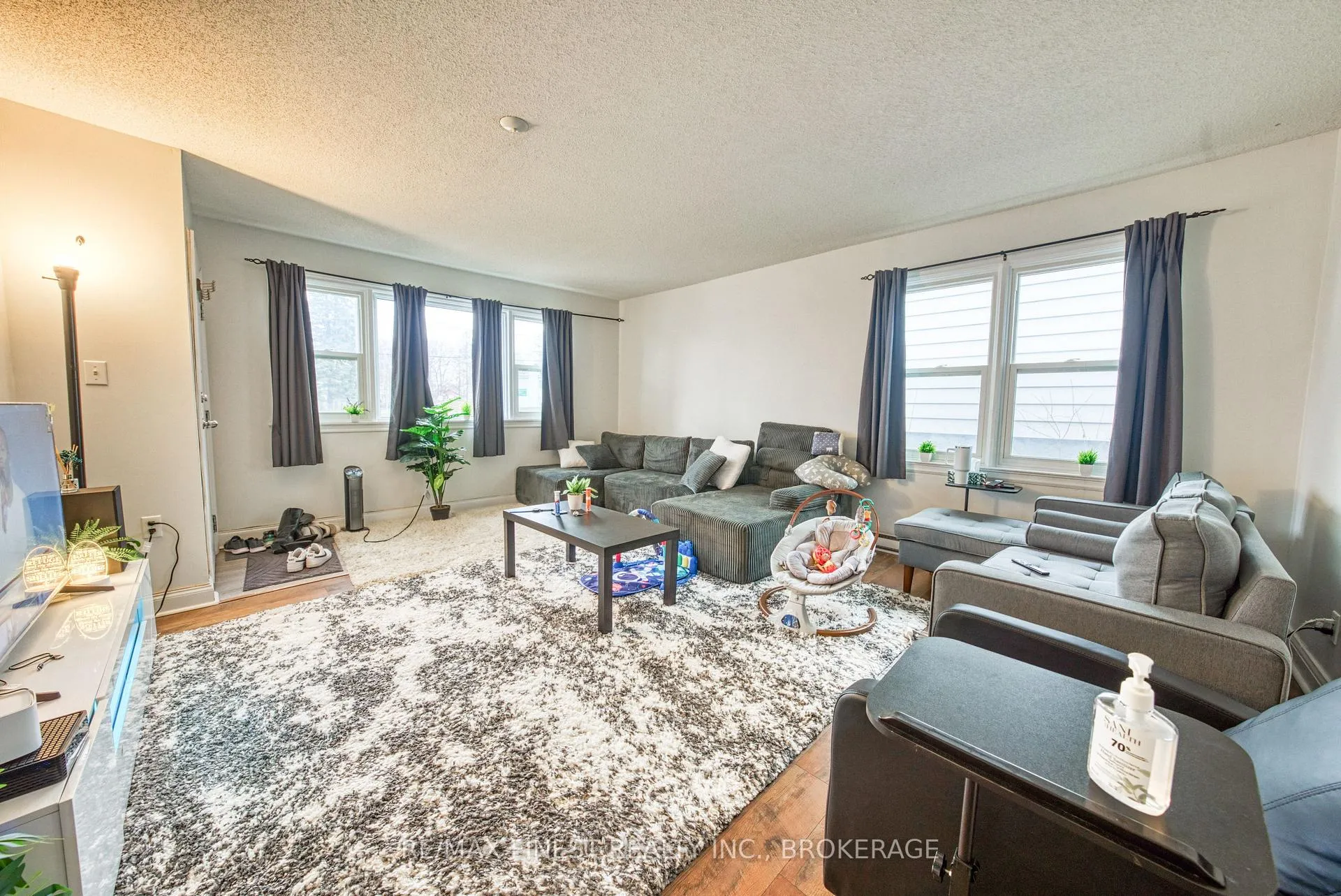 Photo 5 of 1348 Princess Street, Kingston, West of Sir John A. Blvd — HOMEH