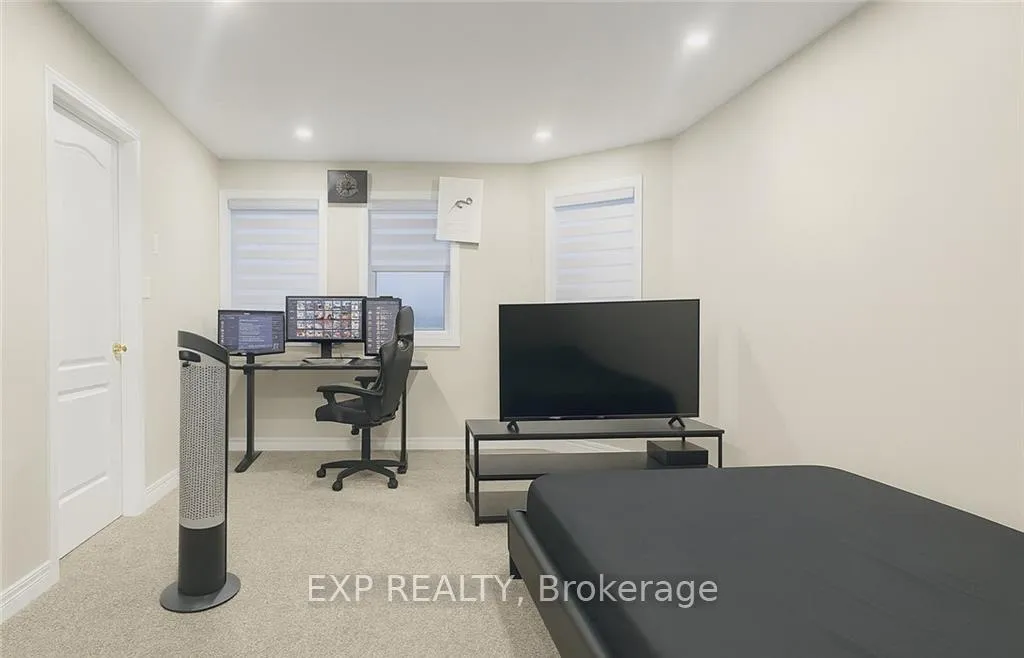 Photo 10 of Unit Upper, 235 Pineland Court, Waterloo — HOMEH