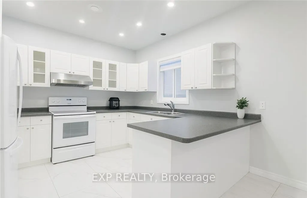 Photo 15 of Unit Upper, 235 Pineland Court, Waterloo — HOMEH