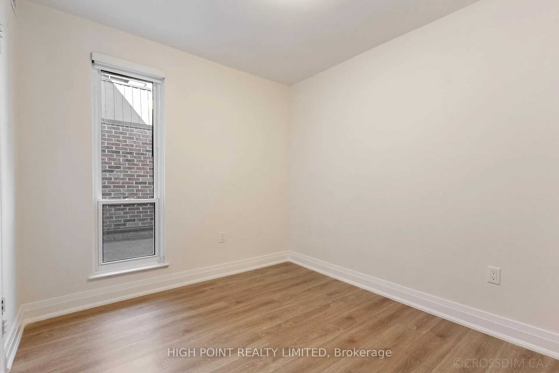 Photo 5 of Unit 356, 16 Elgin Street, Markham, Thornhill — HOMEH