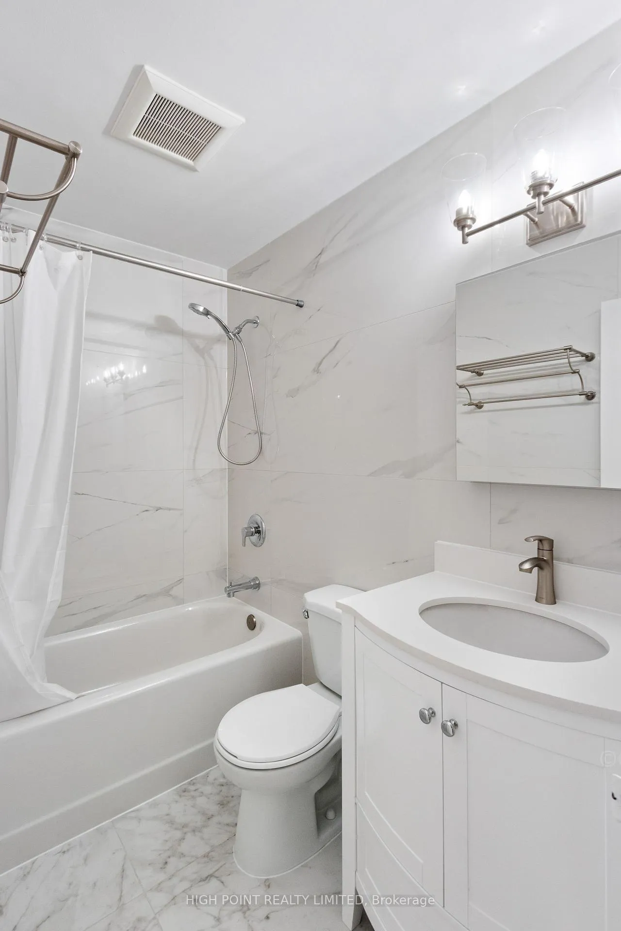 Photo 9 of Unit 356, 16 Elgin Street, Markham, Thornhill — HOMEH