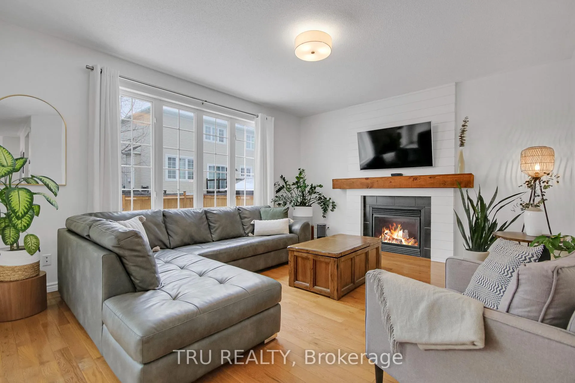 Photo 5 of 320 Eckerson Avenue, Ottawa, Stittsville (South) — HOMEH