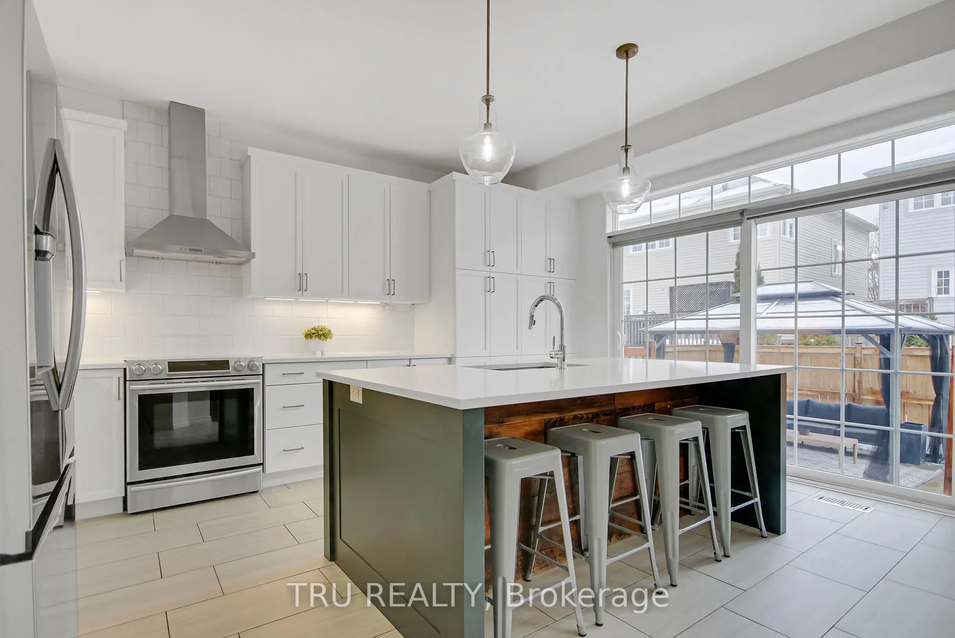 Photo 13 of 320 Eckerson Avenue, Ottawa, Stittsville (South) — HOMEH