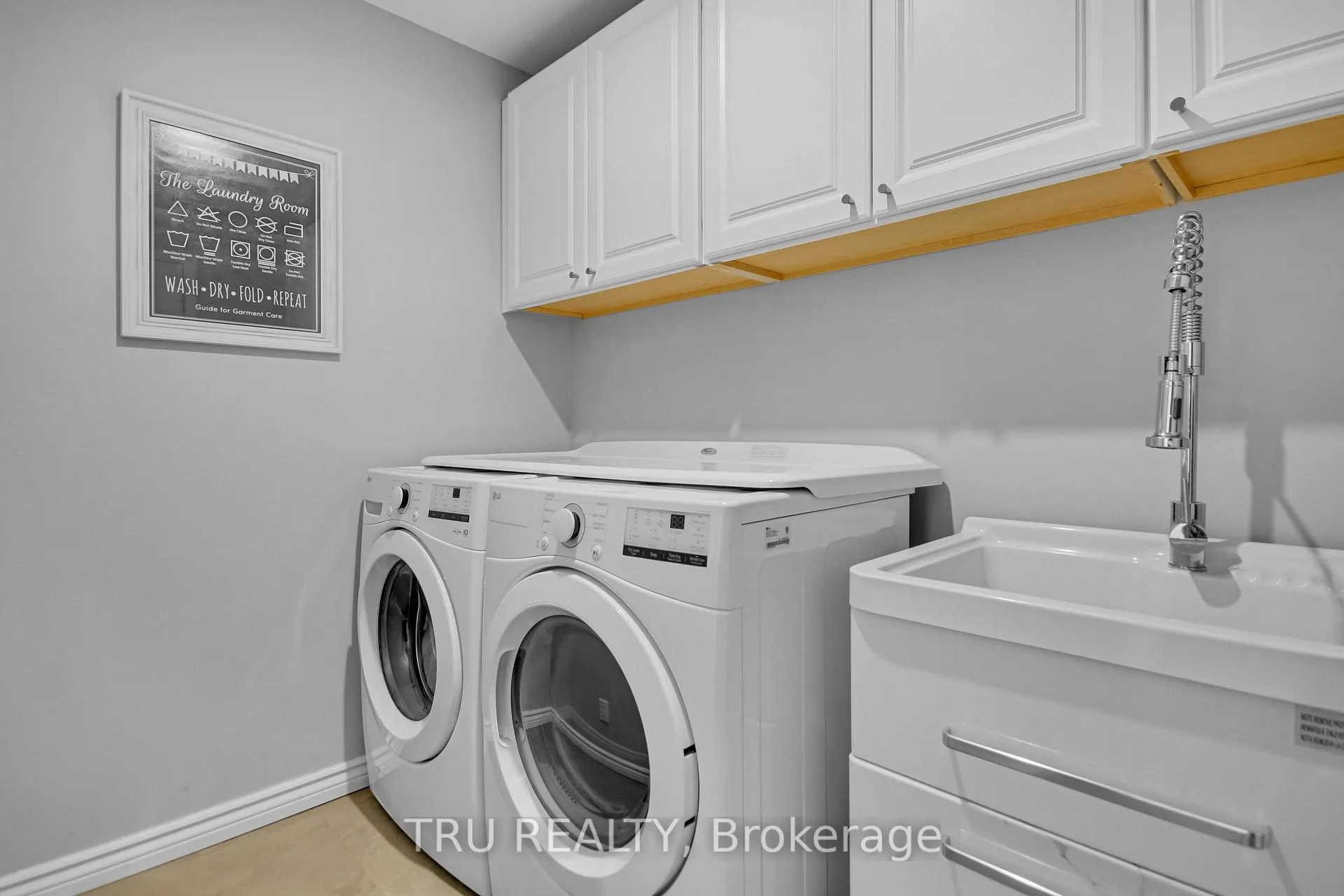 Photo 31 of 320 Eckerson Avenue, Ottawa, Stittsville (South) — HOMEH