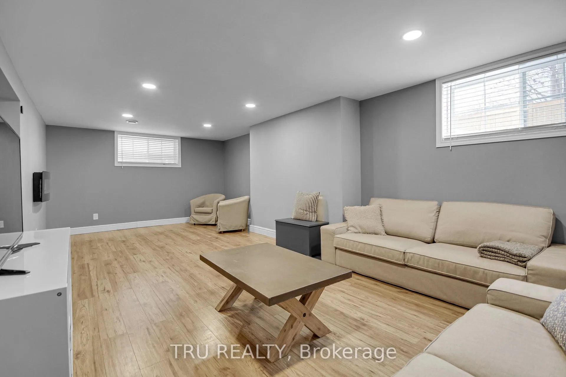 Photo 35 of 320 Eckerson Avenue, Ottawa, Stittsville (South) — HOMEH
