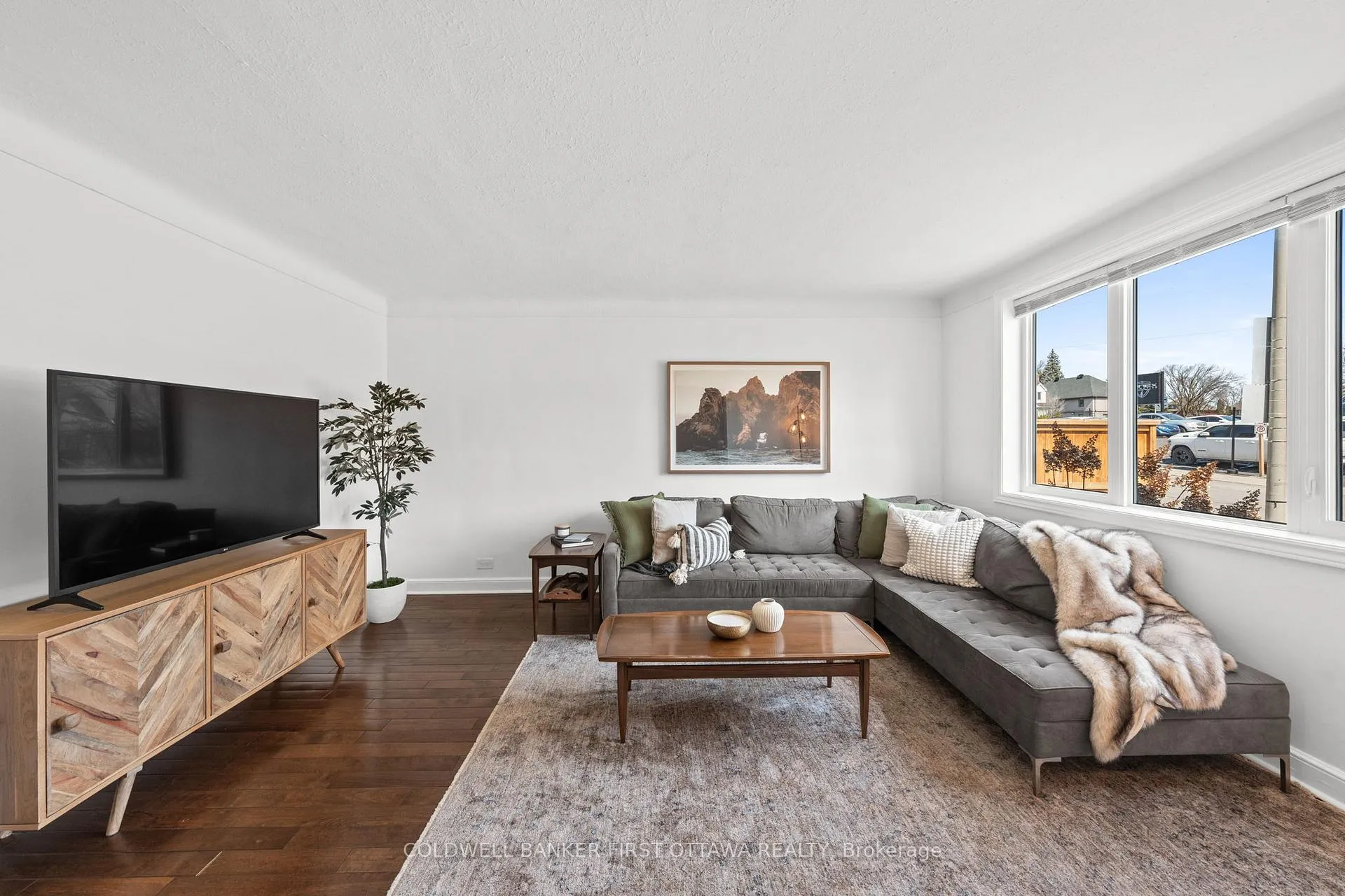 Photo 5 of 12 Stevenson Avenue, Ottawa, Carlington — HOMEH