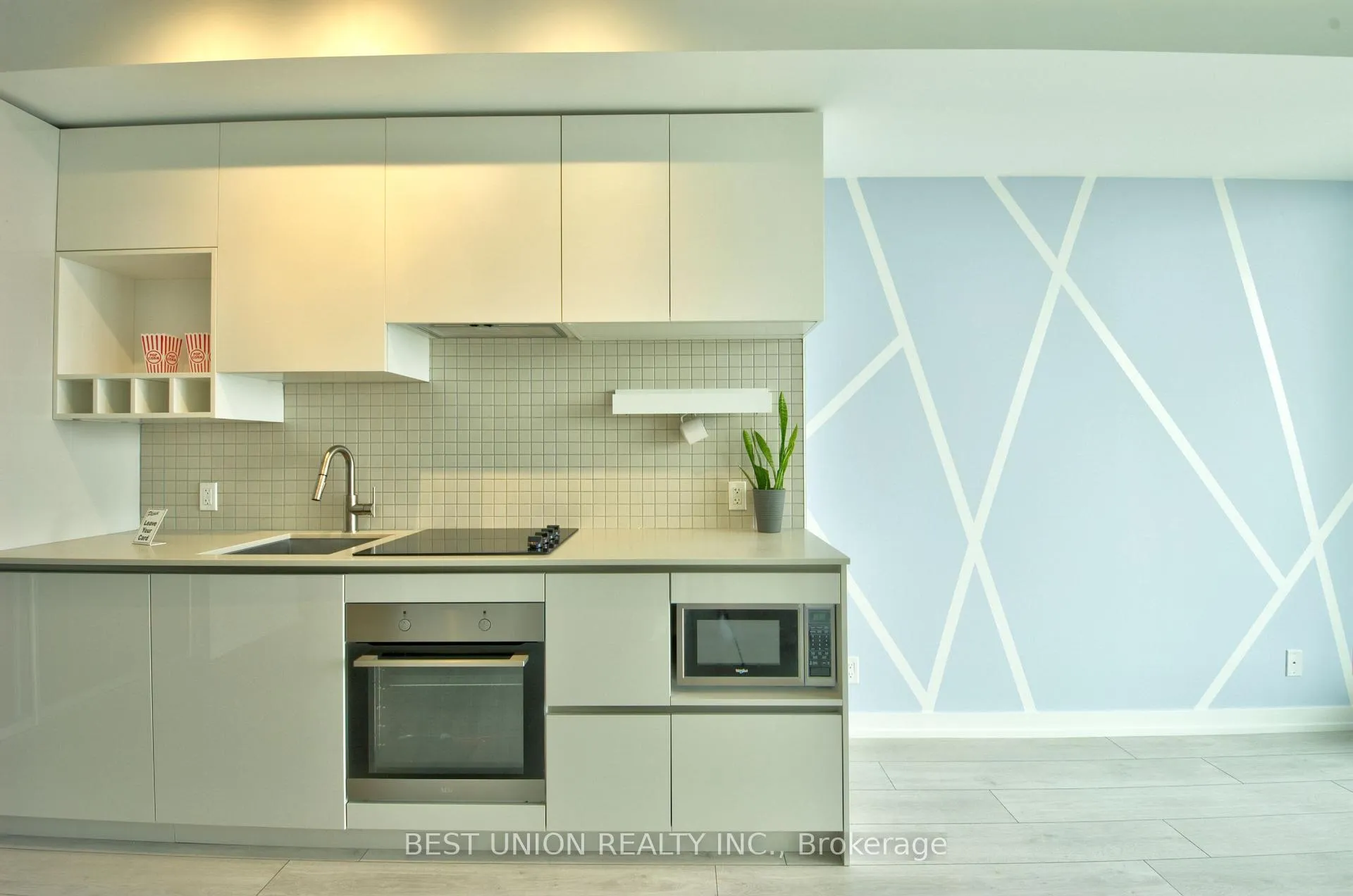 Photo 4 of Unit 4807, 5 Buttermill Avenue, Vaughan, Vaughan Corporate Centre — HOMEH