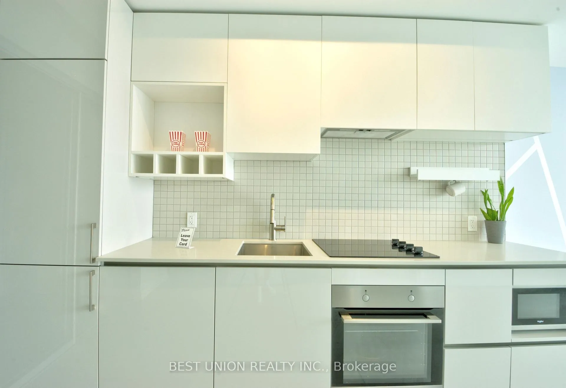 Photo 5 of Unit 4807, 5 Buttermill Avenue, Vaughan, Vaughan Corporate Centre — HOMEH