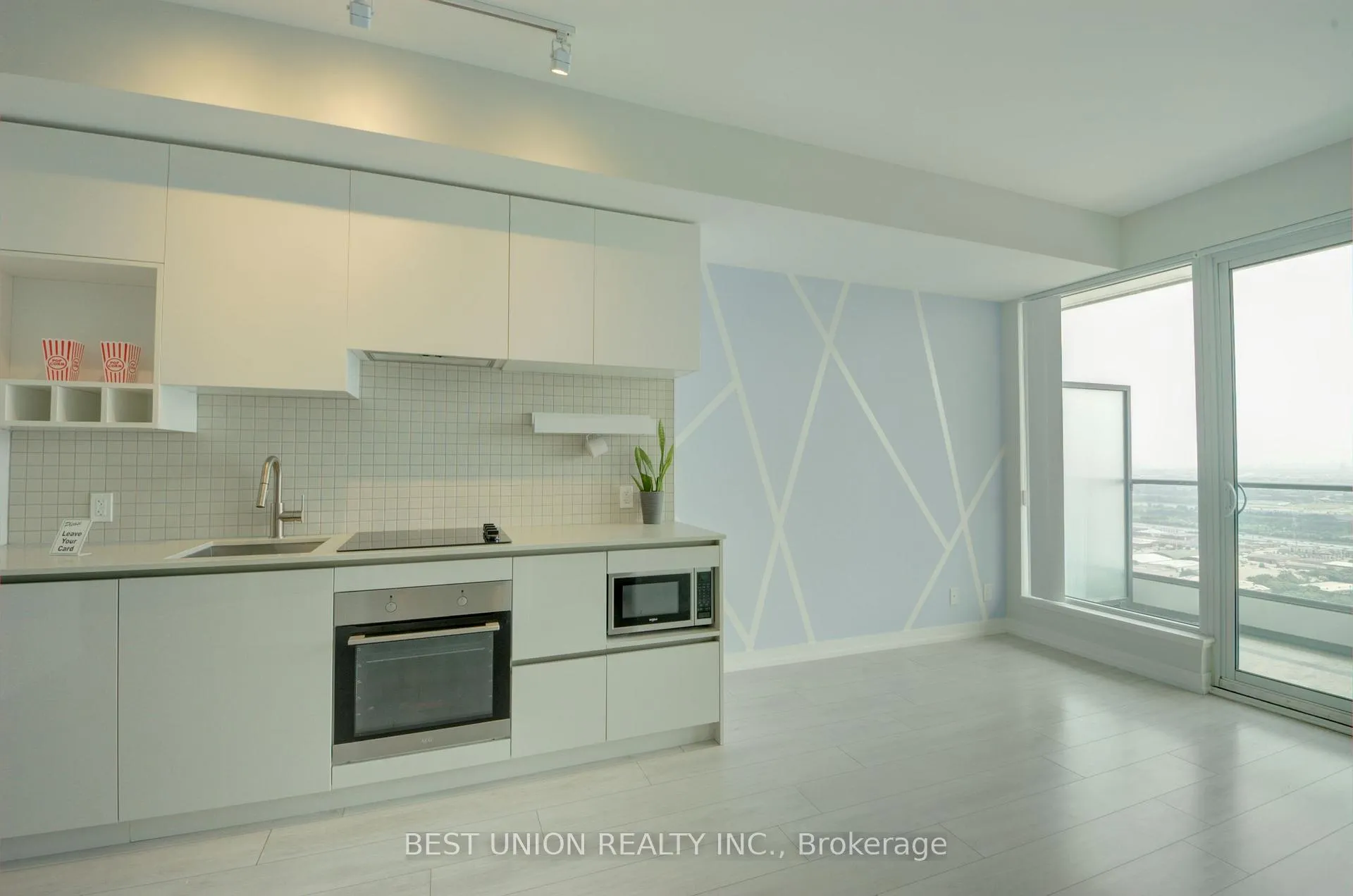 Photo 7 of Unit 4807, 5 Buttermill Avenue, Vaughan, Vaughan Corporate Centre — HOMEH