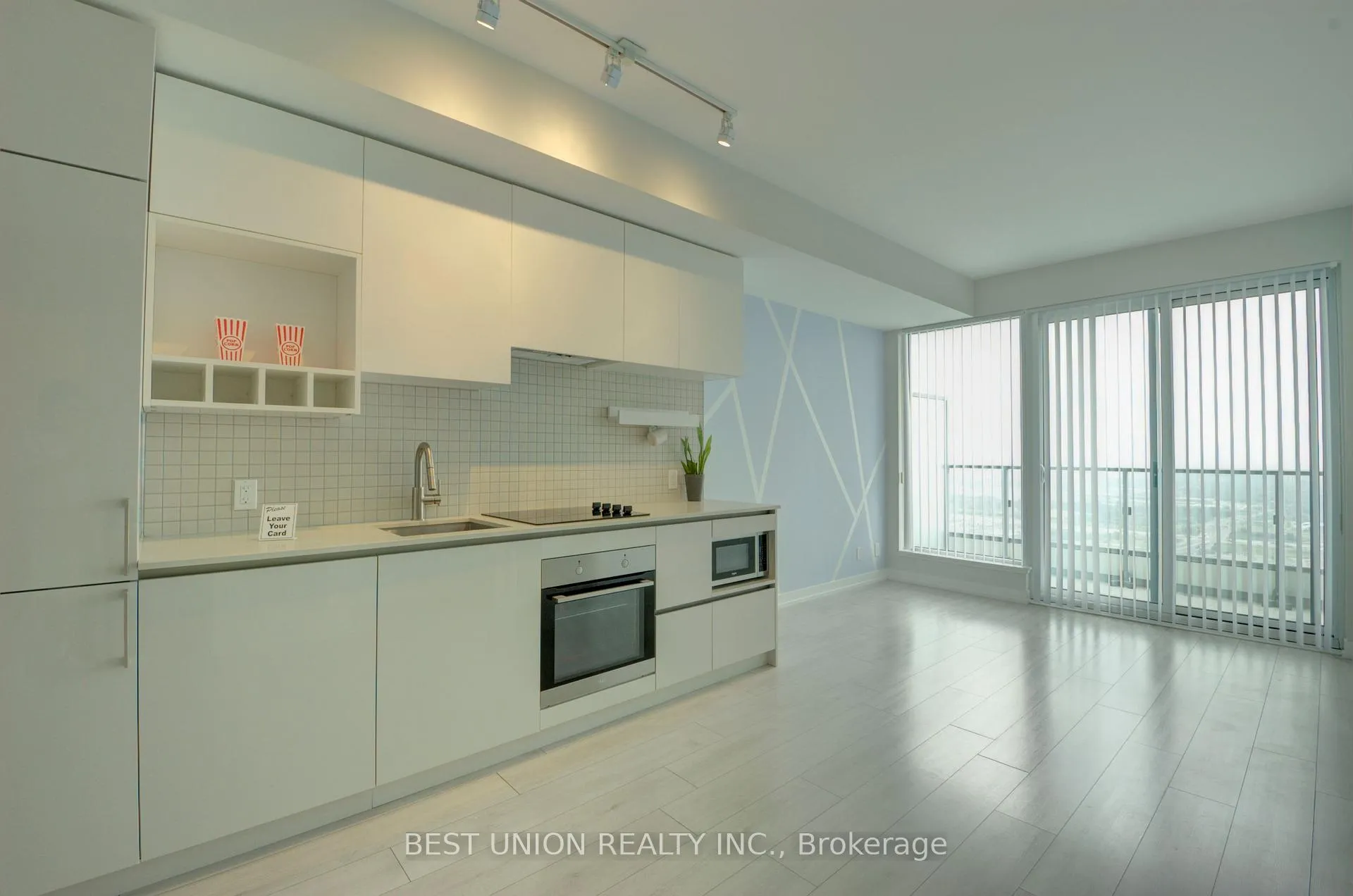 Photo 10 of Unit 4807, 5 Buttermill Avenue, Vaughan, Vaughan Corporate Centre — HOMEH