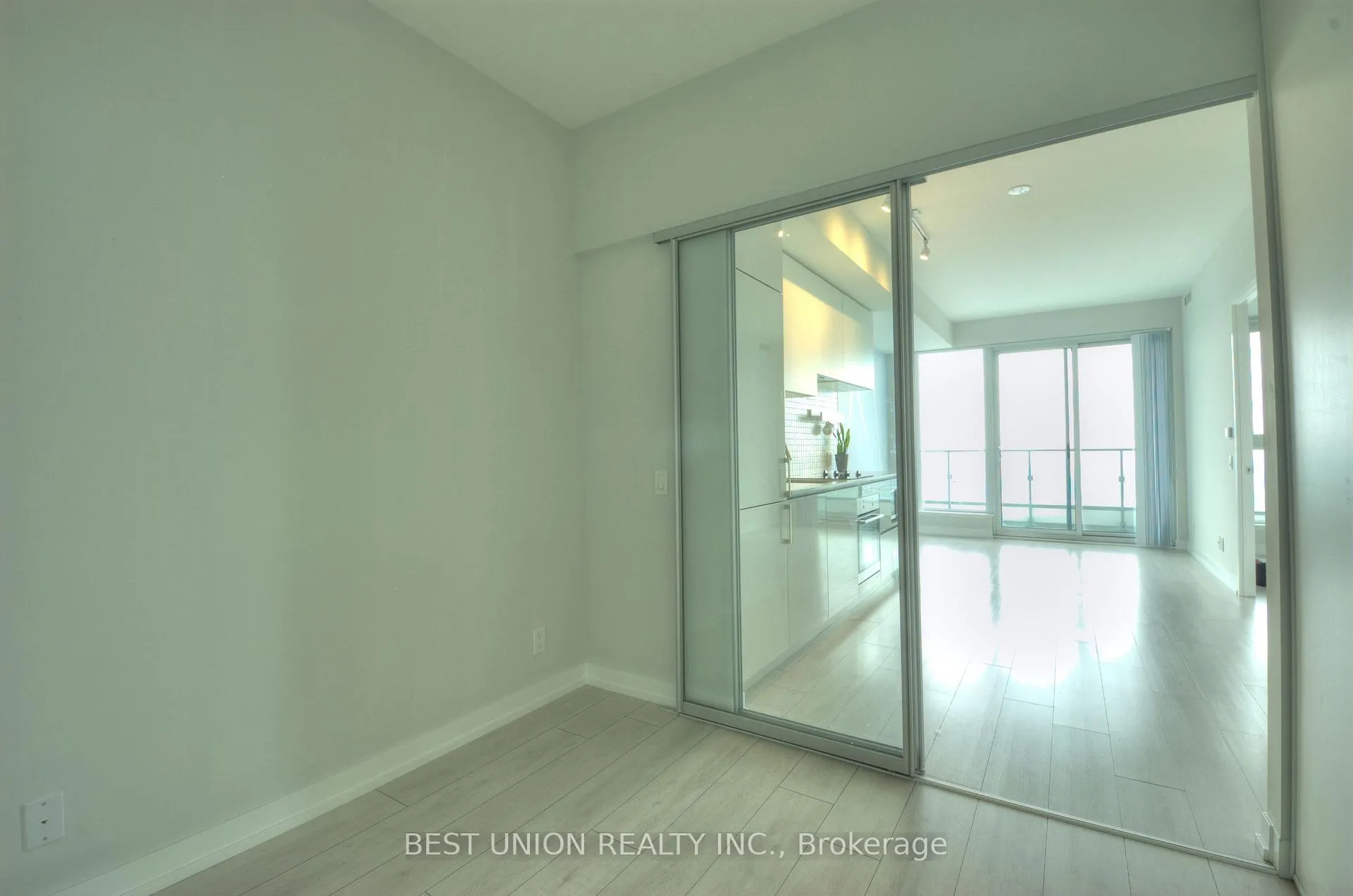 Photo 15 of Unit 4807, 5 Buttermill Avenue, Vaughan, Vaughan Corporate Centre — HOMEH