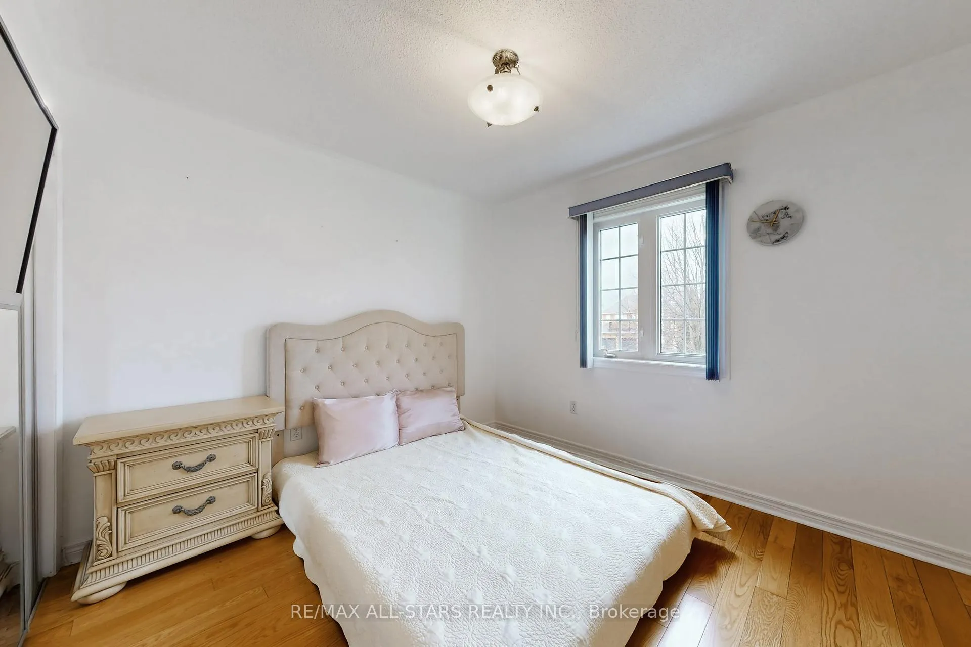 Photo 29 of 75 Gloria Crescent, Whitby, Williamsburg — HOMEH