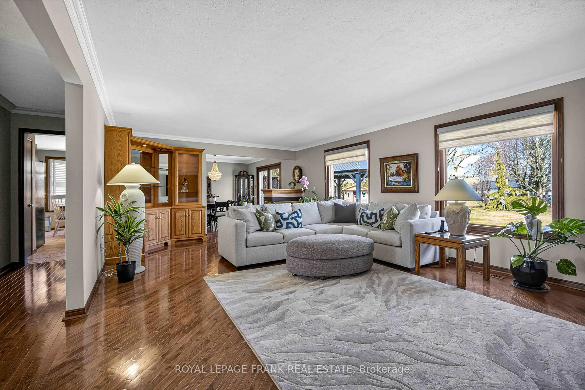 Photo 7 of 832 Parkhill Road W, Peterborough, Monaghan Ward 2 — HOMEH