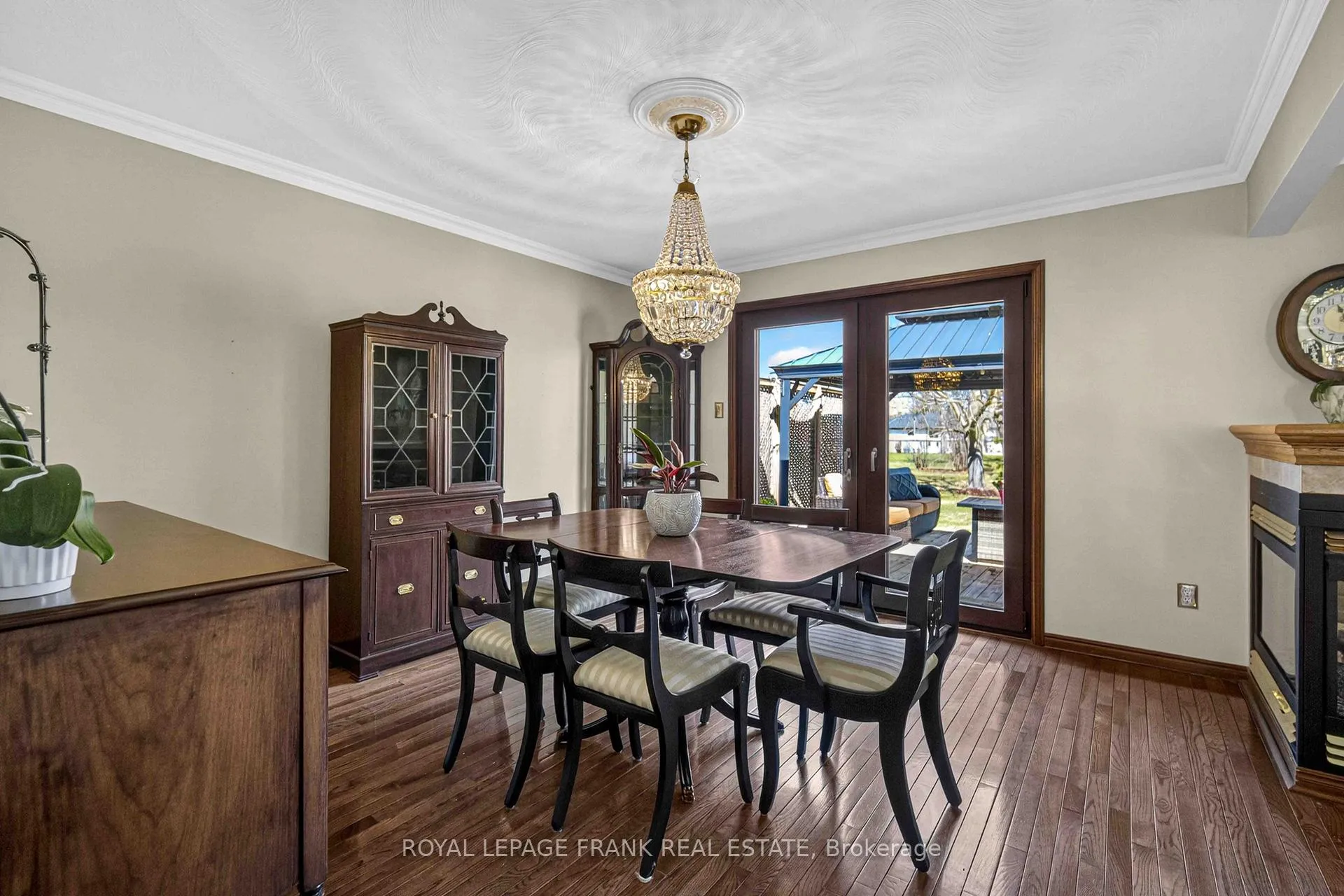Photo 16 of 832 Parkhill Road W, Peterborough, Monaghan Ward 2 — HOMEH