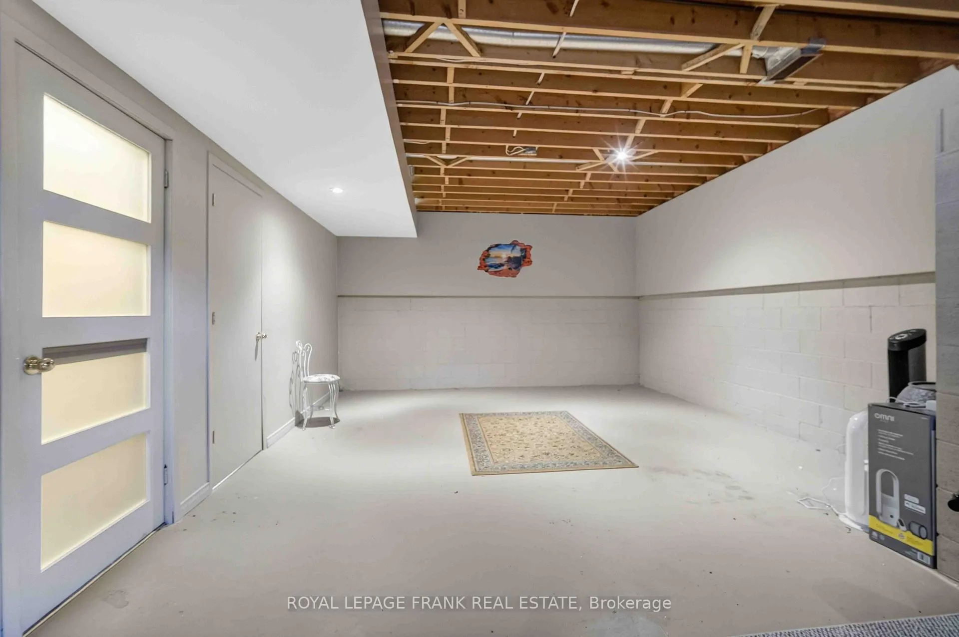 Photo 26 of 832 Parkhill Road W, Peterborough, Monaghan Ward 2 — HOMEH
