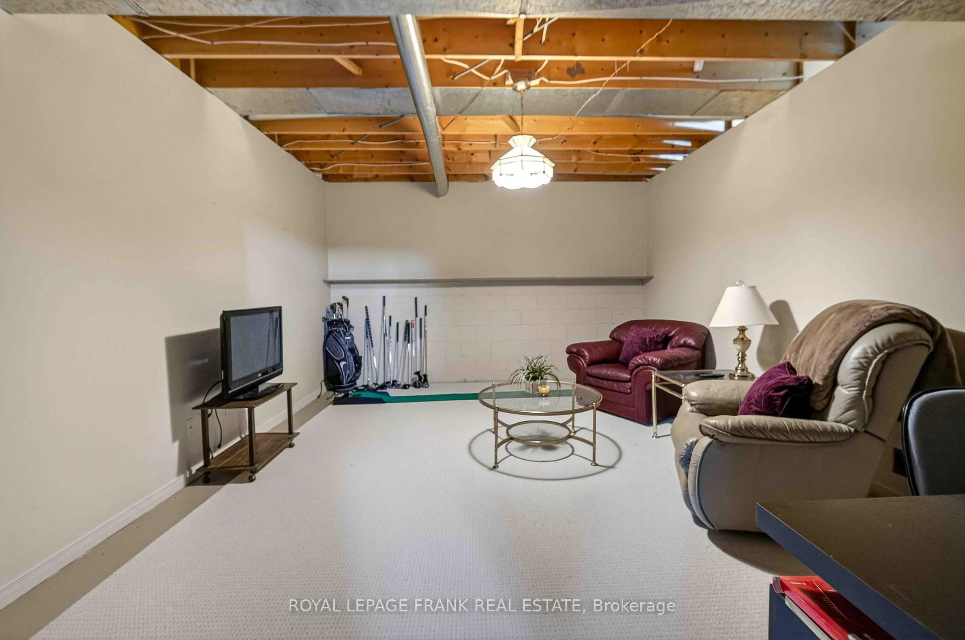 Photo 28 of 832 Parkhill Road W, Peterborough, Monaghan Ward 2 — HOMEH