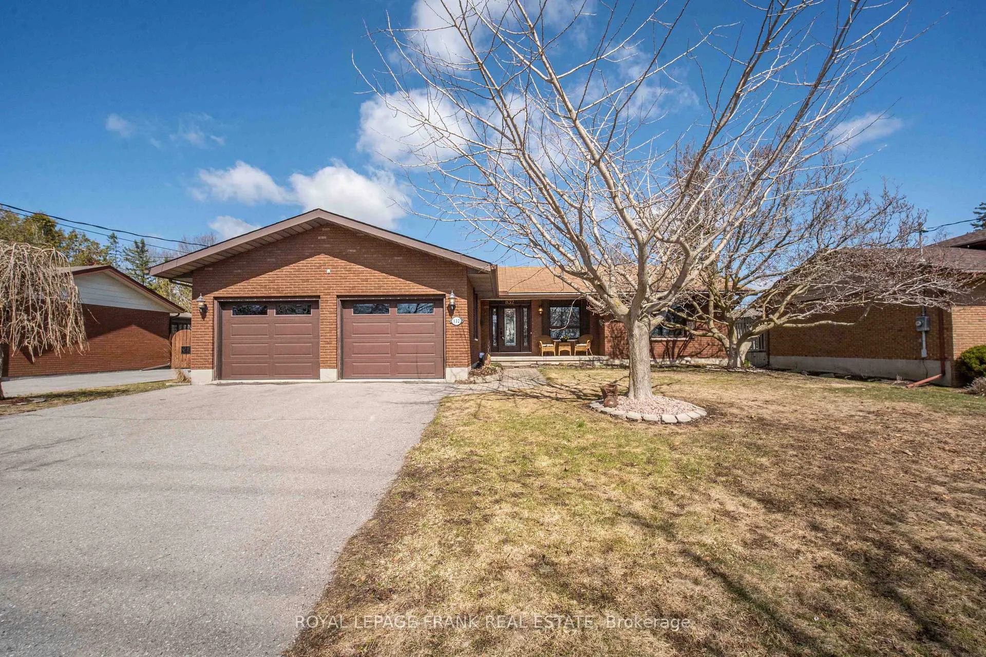 Photo 38 of 832 Parkhill Road W, Peterborough, Monaghan Ward 2 — HOMEH