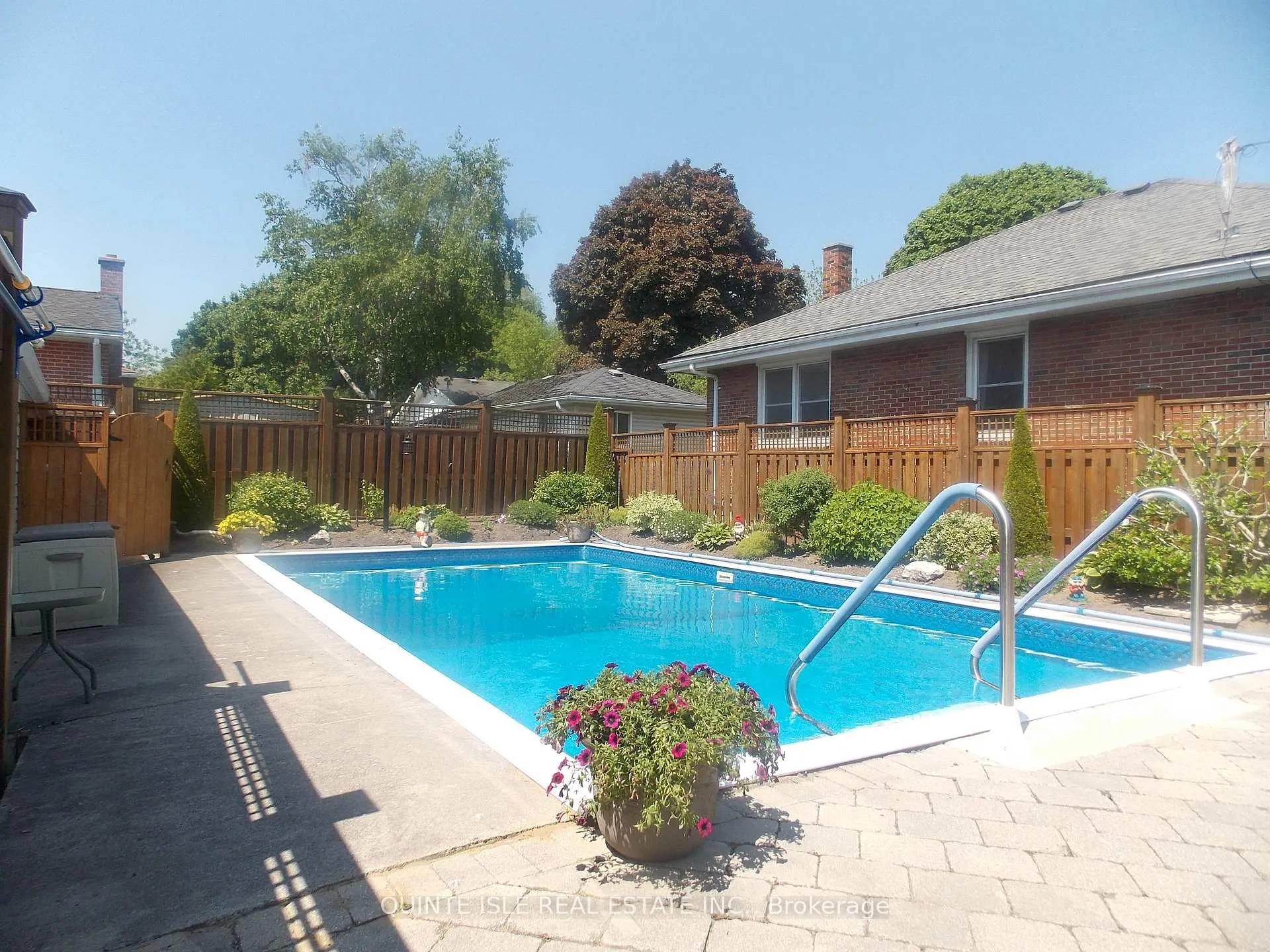 Photo 3 of 70 Donald Street, Belleville, Belleville Ward — HOMEH
