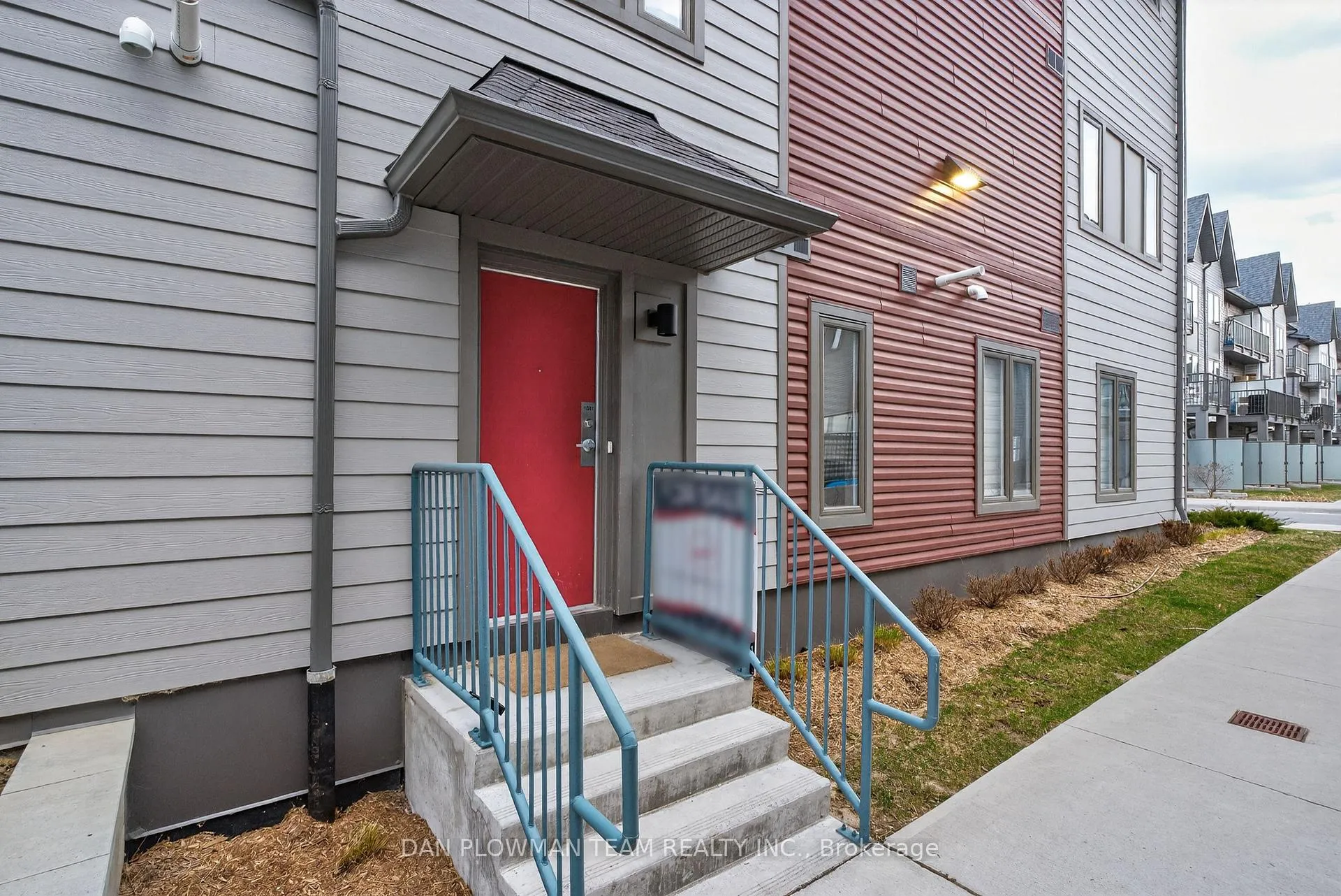 Photo 4 of Unit 1001, 2635 William Jackson Drive, Pickering, Duffin Heights — HOMEH