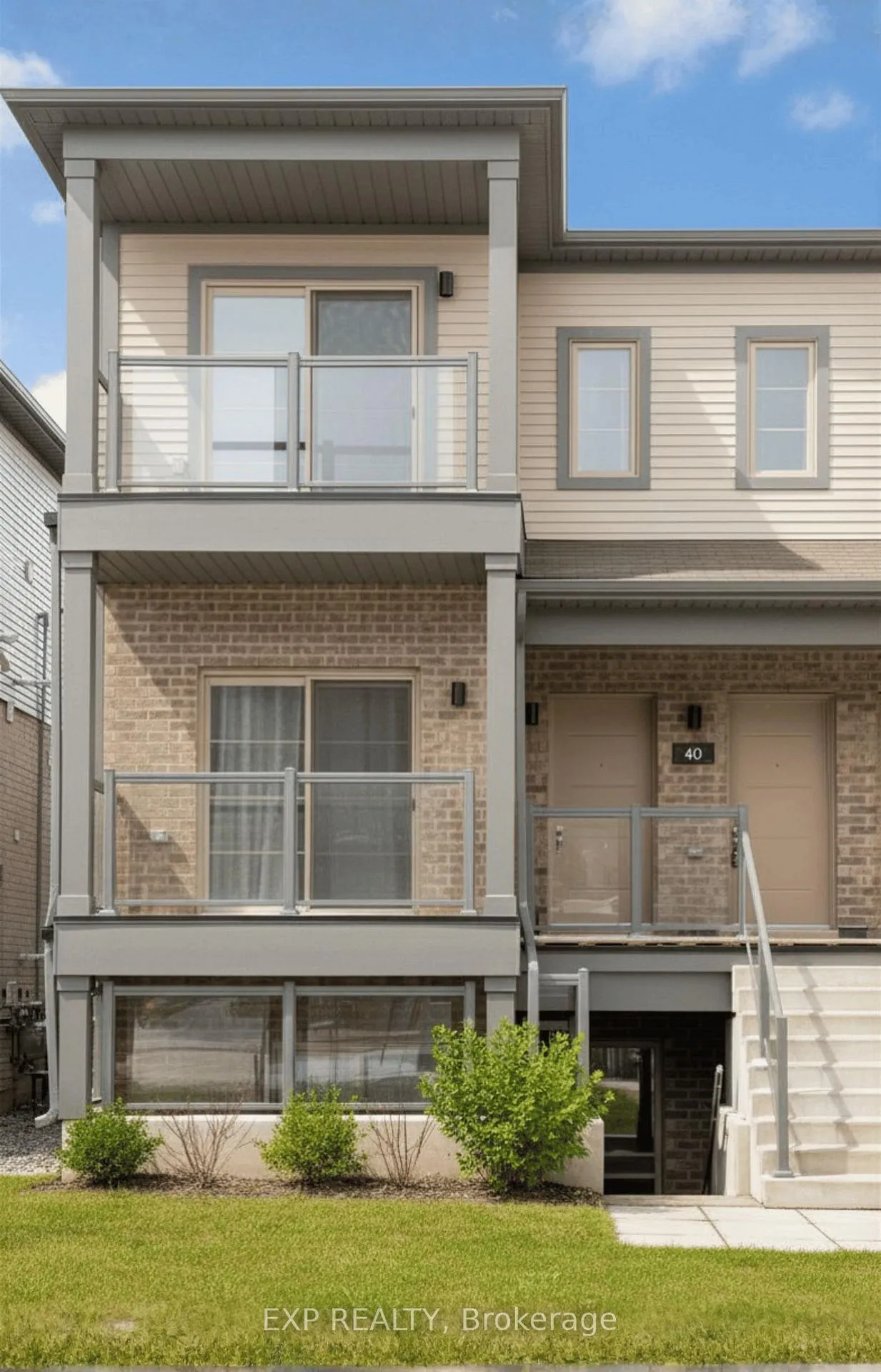 Front of Unit 40, 205 West oak Trail